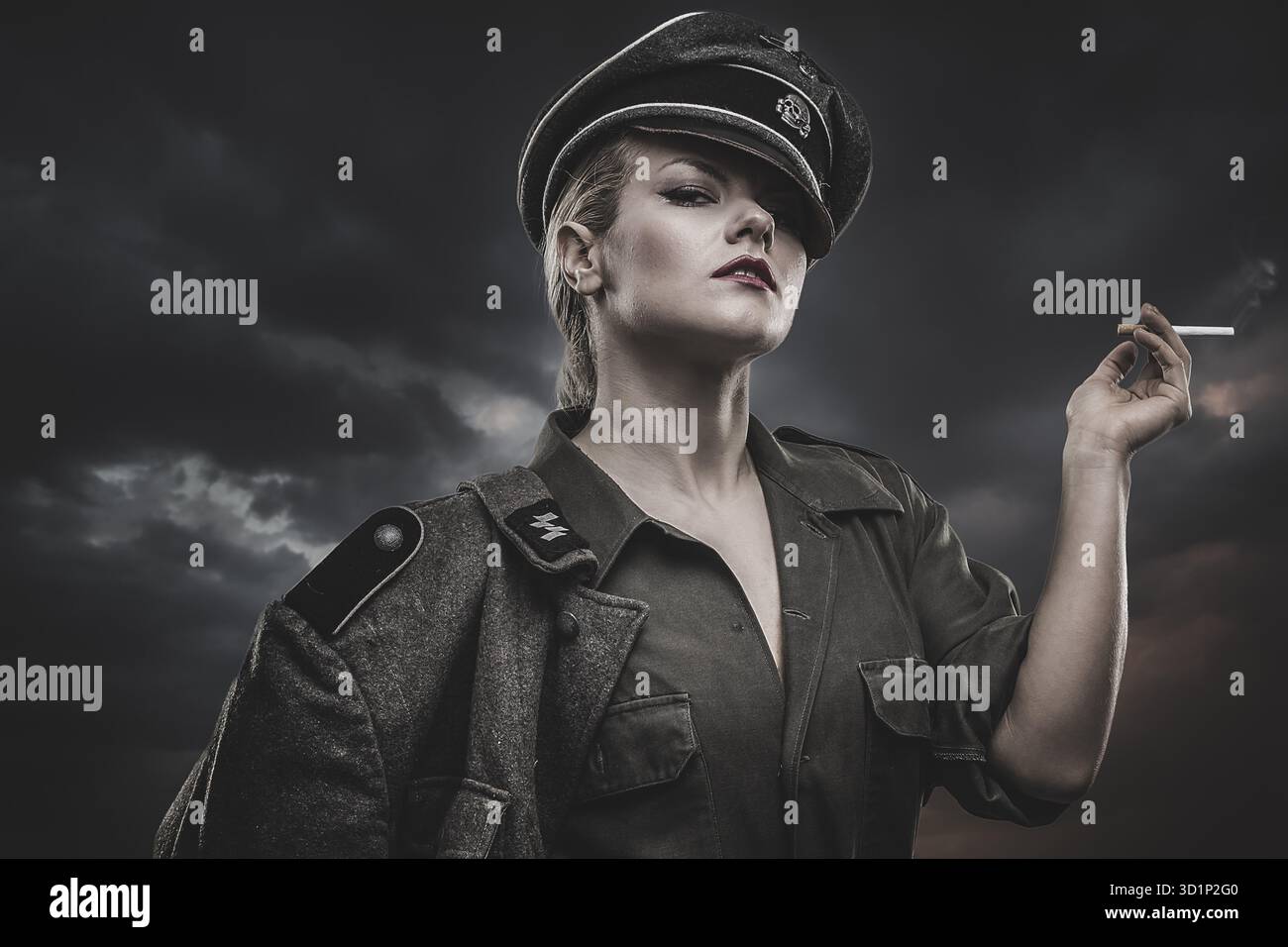 Nachstellung, offizielle deutsche Frau, Darstellung von Tyrannei und Unterdrückung Stockfoto