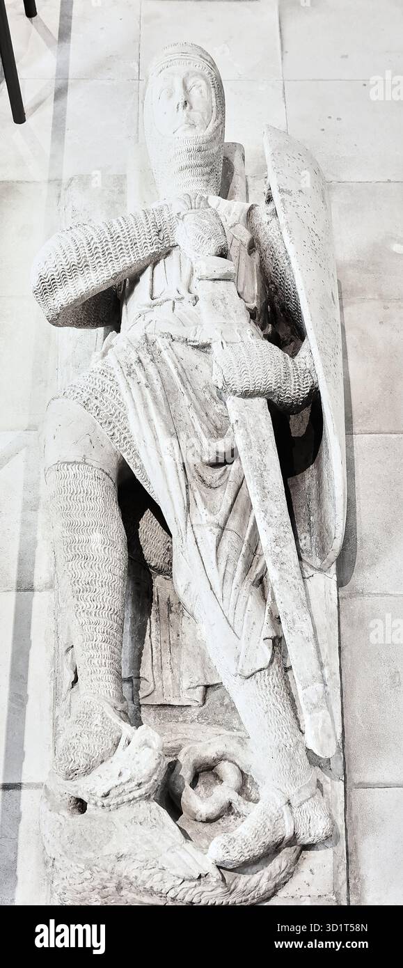 Bildnis eines Templers auf dem Boden der Temple Church, Heimat des Templers, Inns of Court, London, England. Stockfoto