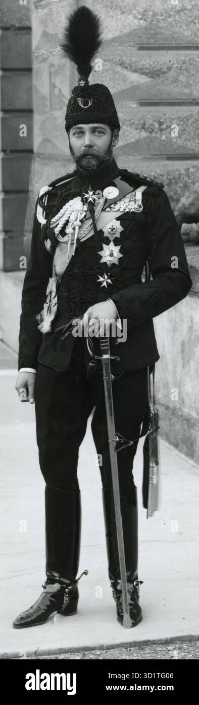 H.R.H. der Herzog von York, der zukünftige König George V. fotografiert aus Osbourne House auf der Isle of Wight. Die Fotografen waren Mullins und Hughes, August 1897. Stockfoto