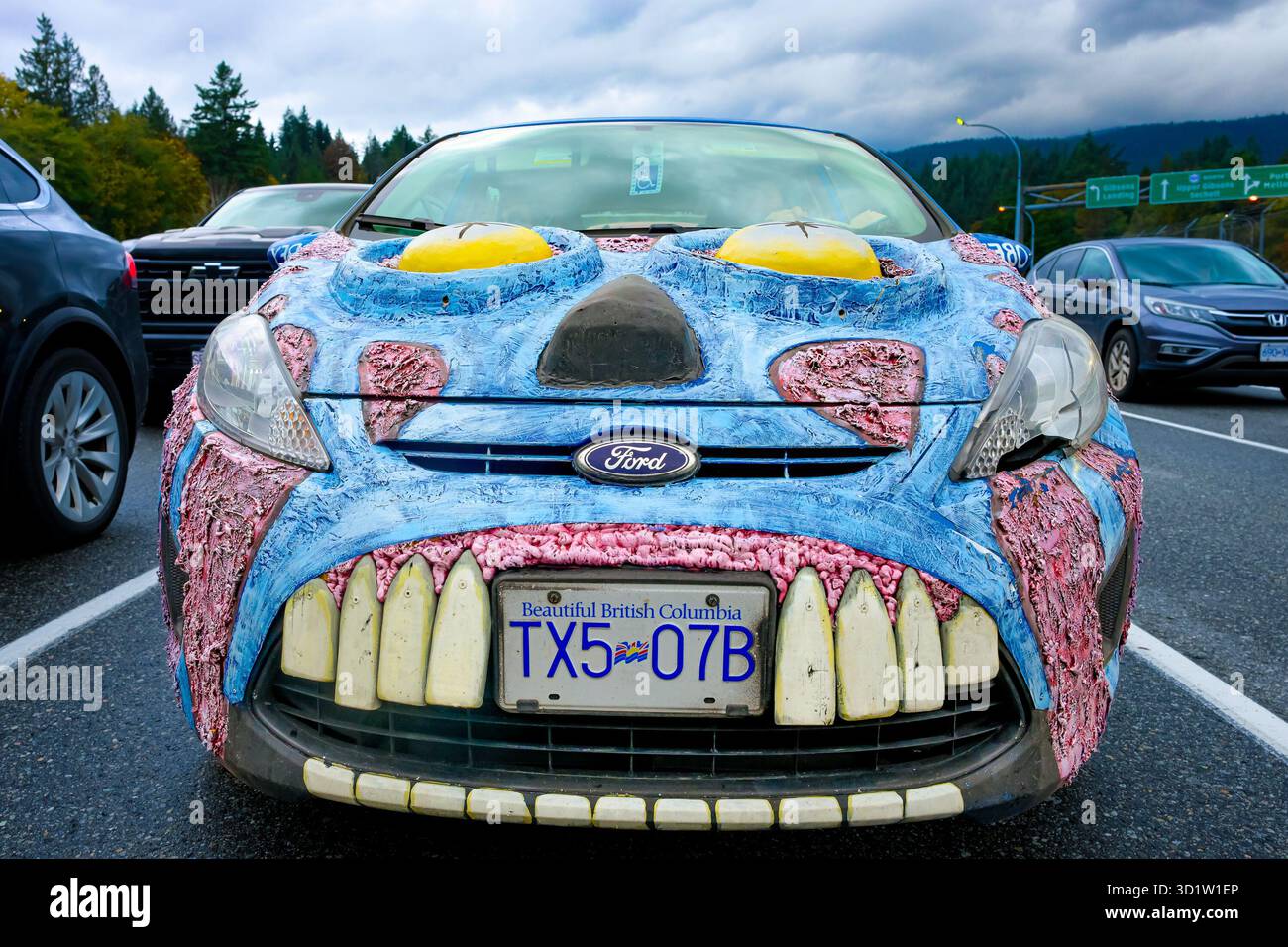 Art Car, mit Gesicht auf der Vorderseite, Augen, Zähnen, Nase Stockfoto
