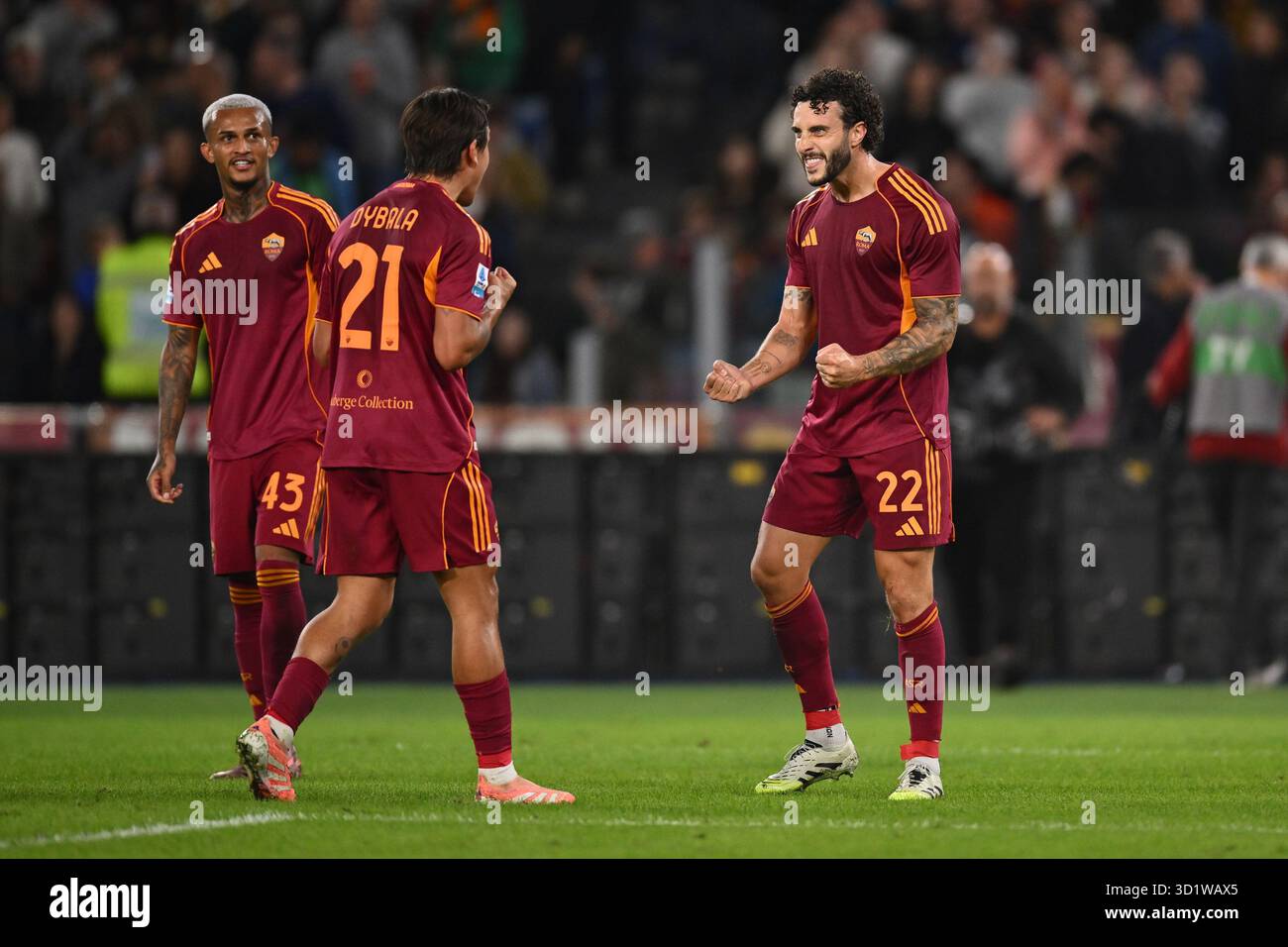 Rom, Italien. Oktober 2025. Mario Hermoso von A.S. Roma feiert nach dem Tor von 1-0 am 9. Tag der Serie A Meisterschaft zwischen A.S. Roma und Parma Calcio 1913 im Olympiastadion am 29. Oktober 2025 in Rom. Quelle: Unabhängige Fotoagentur/Alamy Live News Stockfoto