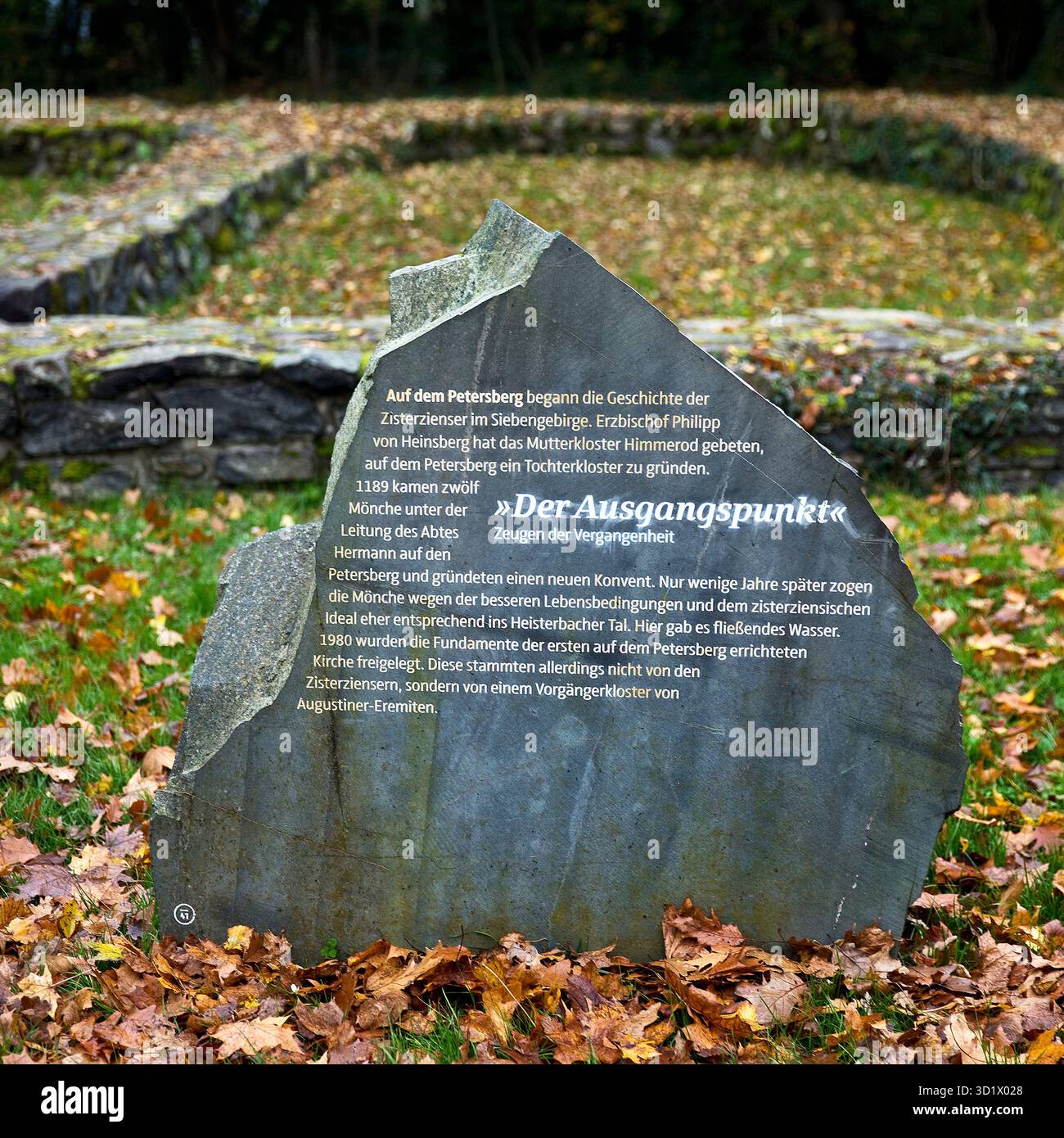 Gedenkstein Der Ausgangspunkt, Petersberg, Königswinter, Nordrhein-Westfalen, Deutschland Europa Stockfoto