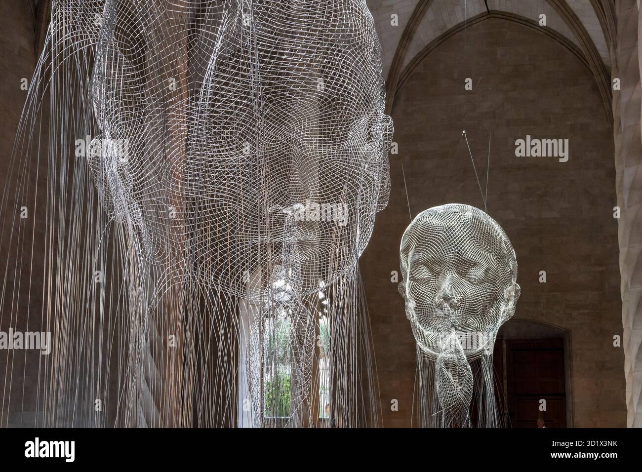 Werk des katalanischen Künstlers Jaume Plensa im gotischen Gebäude von La Lonja, Palma, Mallorca, Balearen, Spanien Stockfoto