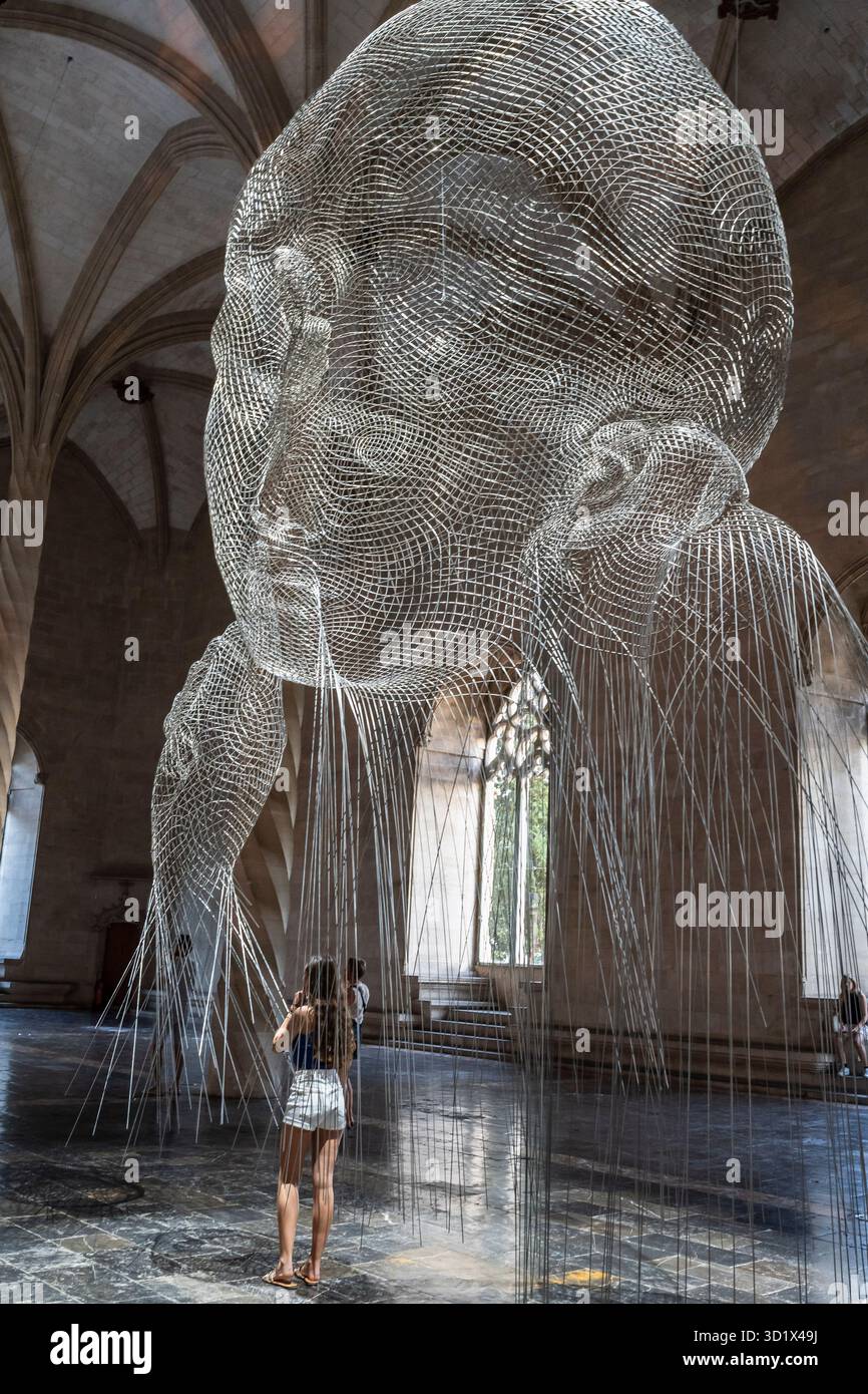 Werk des katalanischen Künstlers Jaume Plensa im gotischen Gebäude von La Lonja, Palma, Mallorca, Balearen, Spanien Stockfoto