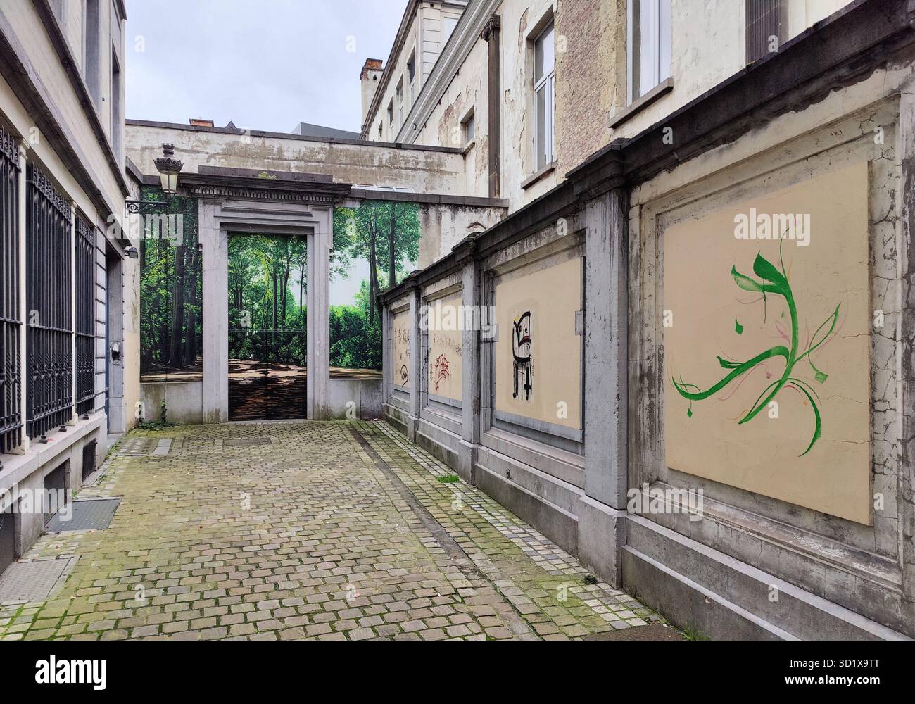 Street Art in einer Sackgasse der historischen Altstadt, Brüssel, Belgien, Europa Stockfoto