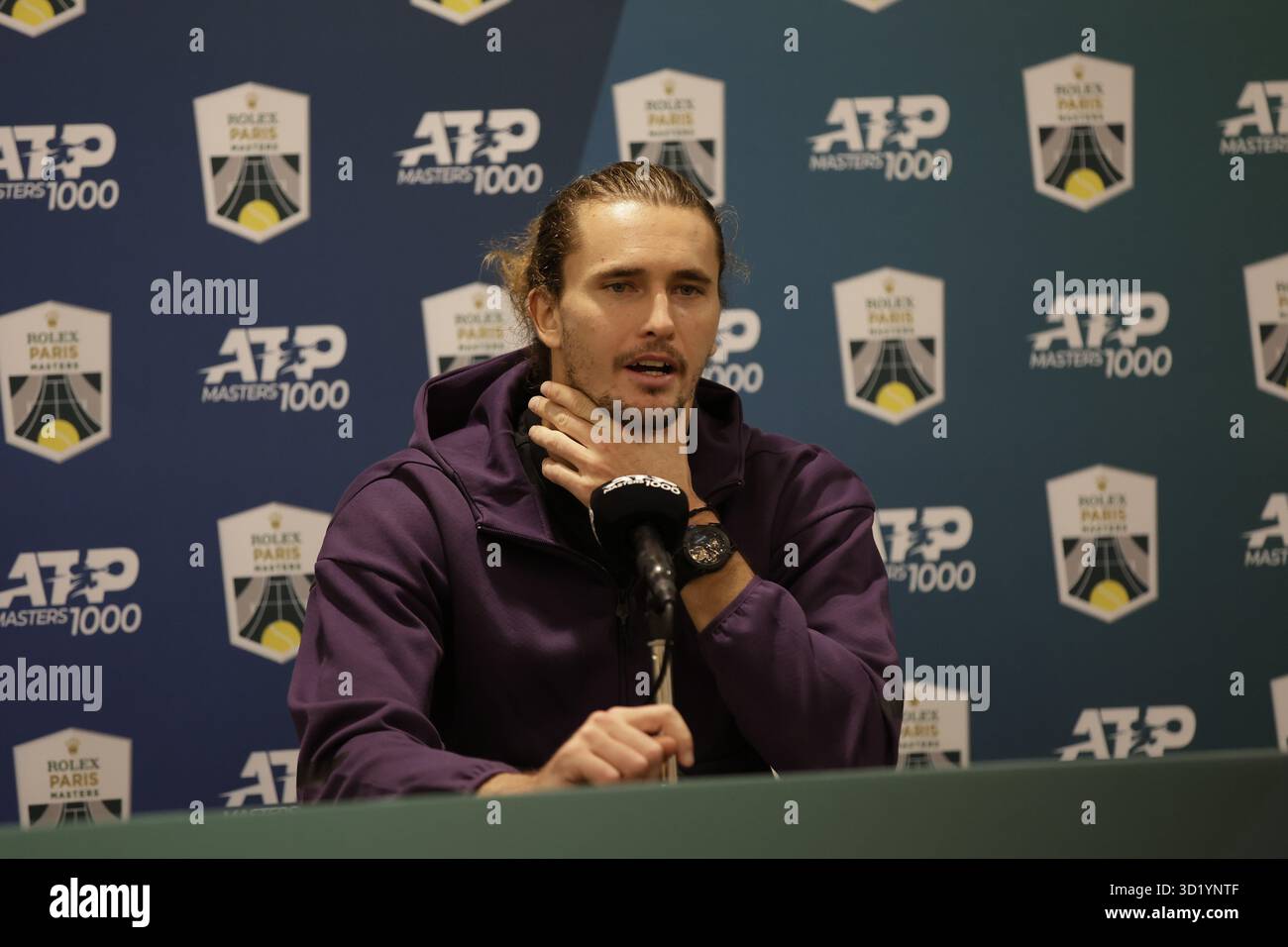 Paris, Frankreich. Oktober 2025. Alexander Zverev 28.10.2025, Tennis, Rolex Paris Masters 2025, FRA, Paris, La Defense Arena. Quelle: dpa/Alamy Live News Stockfoto