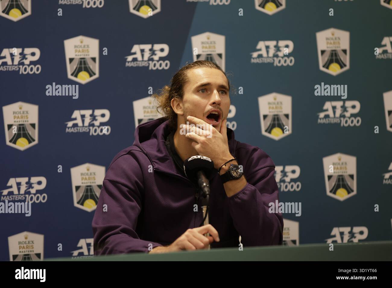 Paris, Frankreich. Oktober 2025. Alexander Zverev 28.10.2025, Tennis, Rolex Paris Masters 2025, FRA, Paris, La Defense Arena. Quelle: dpa/Alamy Live News Stockfoto