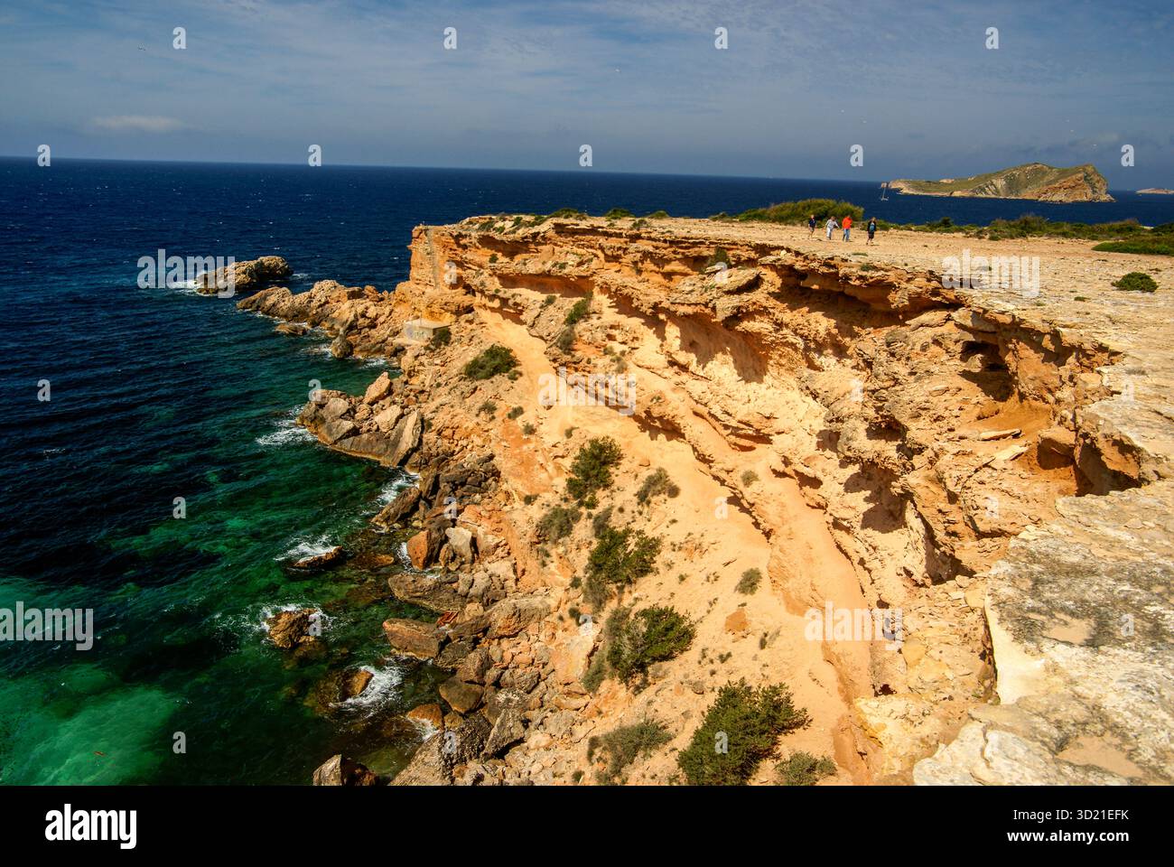 Sea ​​cliff an Comte Beaches, Sant Antoni de Portmany, Ibiza, Balearen, Spanien Stockfoto