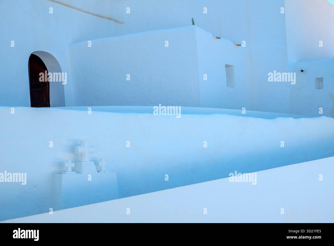 Weiß getünchte Wände, Kirche Santa Eulària des Riu (Puig de Missa), 16.-18. Jahrhundert, Ibiza, Balearen, Spanien Stockfoto