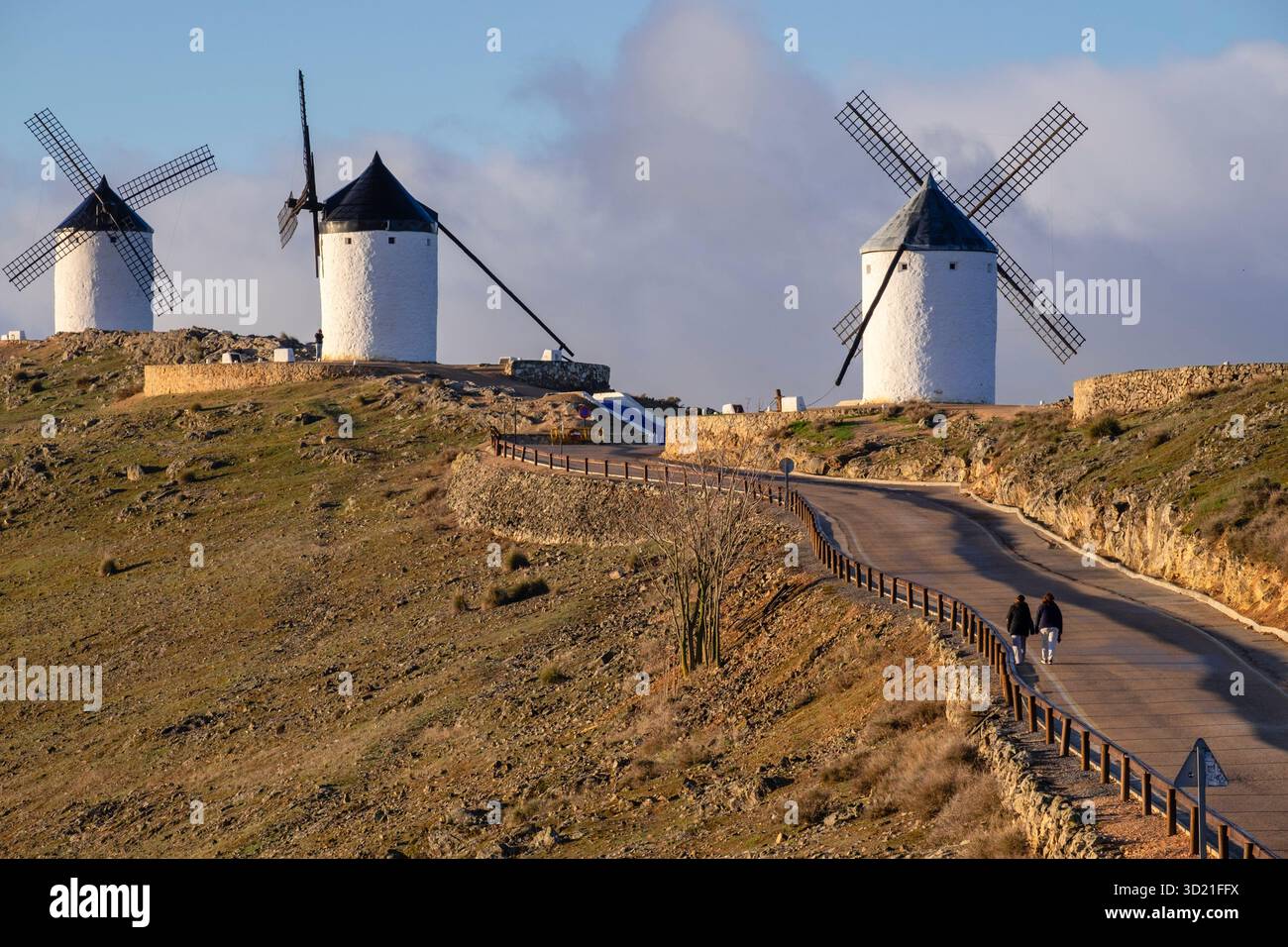 Molinos de Consuegra, Cerro Calderico, Consuegra, Provinz Toledo, Kastilien-La Mancha, Spanien Stockfoto