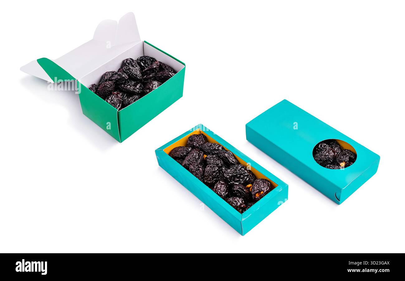 Getrocknete Früchte, verpackt in bunten Boxen zur Ausstellung und zum Verkauf Stockfoto