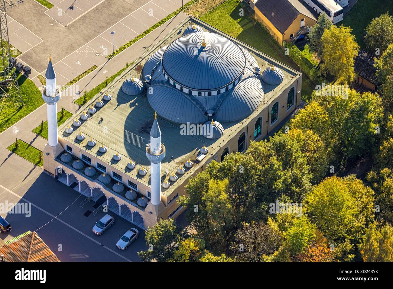Luftbild, DITIB Ulu Camii Moschee, Islamische Gemeinde, Stadtbezirk Herringen, Hamm, Ruhrgebiet, Nordrhein-Westfalen, Deutschland ACHTUNGxMINDESTHONORARx60xEURO *** Luftaufnahme, DITIB Ulu Camii Moschee, Islamische Gemeinschaft, Bezirk Herringen, Hamm, Ruhrgebiet, Nordrhein-Westfalen, Deutschland ATTENTIONxMINDESTHONORARx60xEURO Stockfoto