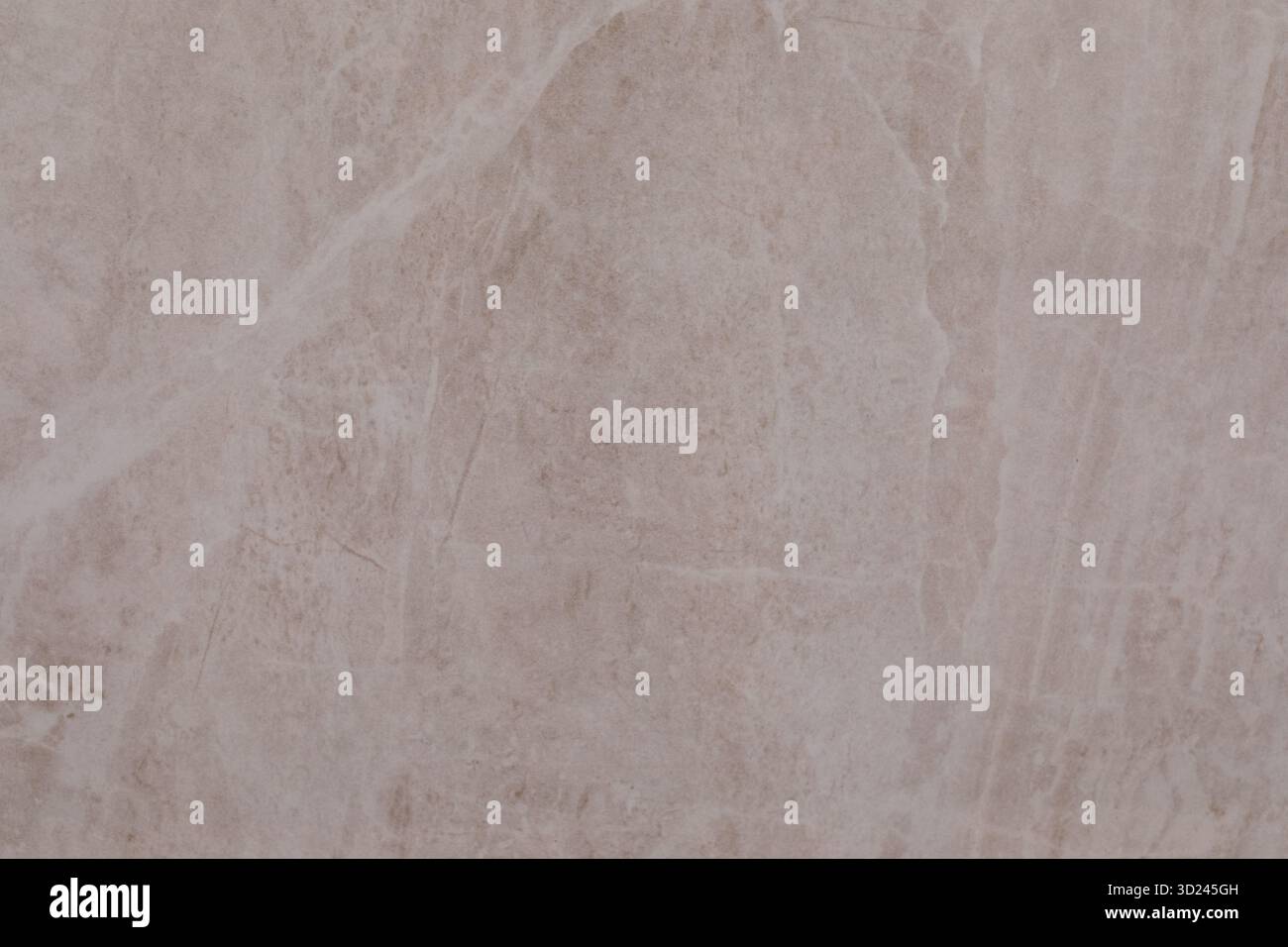 Detaillierte Nahaufnahme einer hellen Steinoberfläche mit natürlicher Textur und Mustern in einer modernen Umgebung Stockfoto
