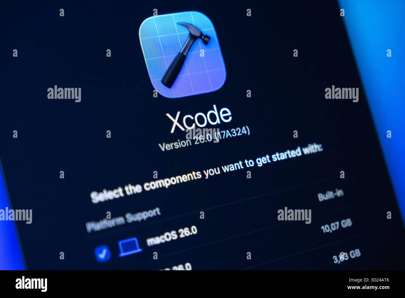 Poznan, Polen – 18. September 2025: Xcode-App-Schnittstelle mit Hammer-Logo, sichtbar auf dem Bildschirm, entscheidend für Apple-Entwickler, die macOS- und iOS-Apps entwickeln Stockfoto