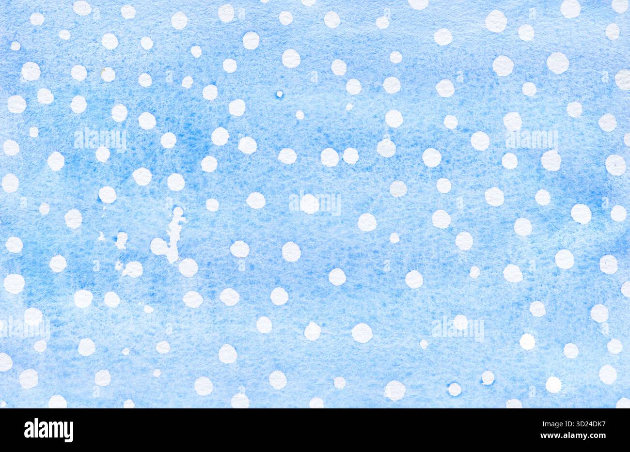 Abstrakter blauer Aquarellhintergrund mit weißen Polka-Punkten in einem zufälligen Muster Stockfoto
