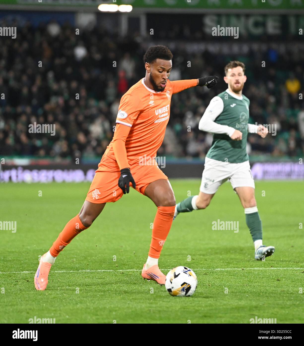 Easter Road Stadium.Edinburgh .Scotland.UK .29. Oktober 25 Schottische Premiership Spiel Hibernian vs. Rangers. Rangers Youssef Chermiti Credit: eric mccowat/Alamy Live News Stockfoto