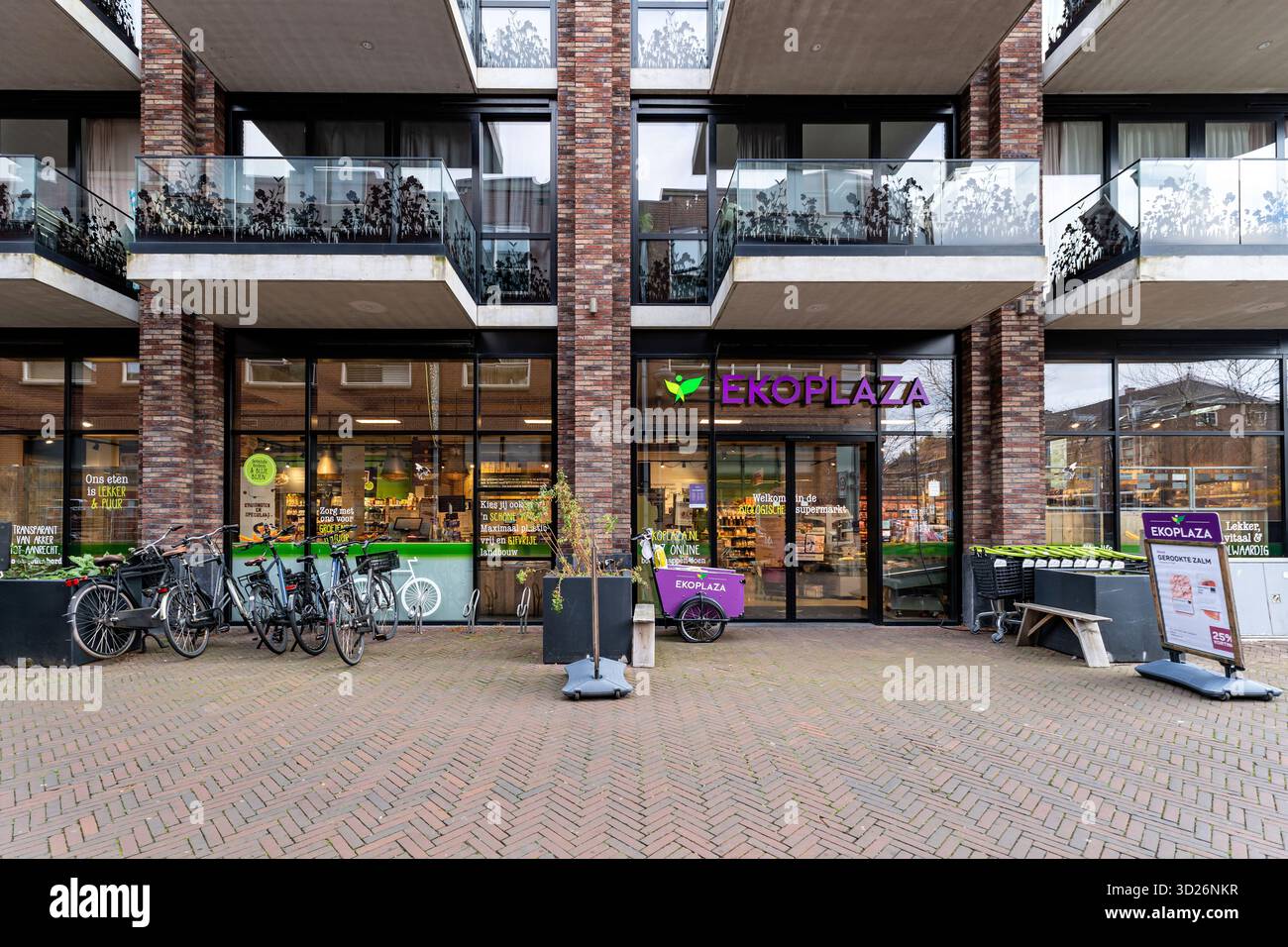EkoPlaza Bio-Supermarkt in Alphen an den Rijn, Niederlande Stockfoto