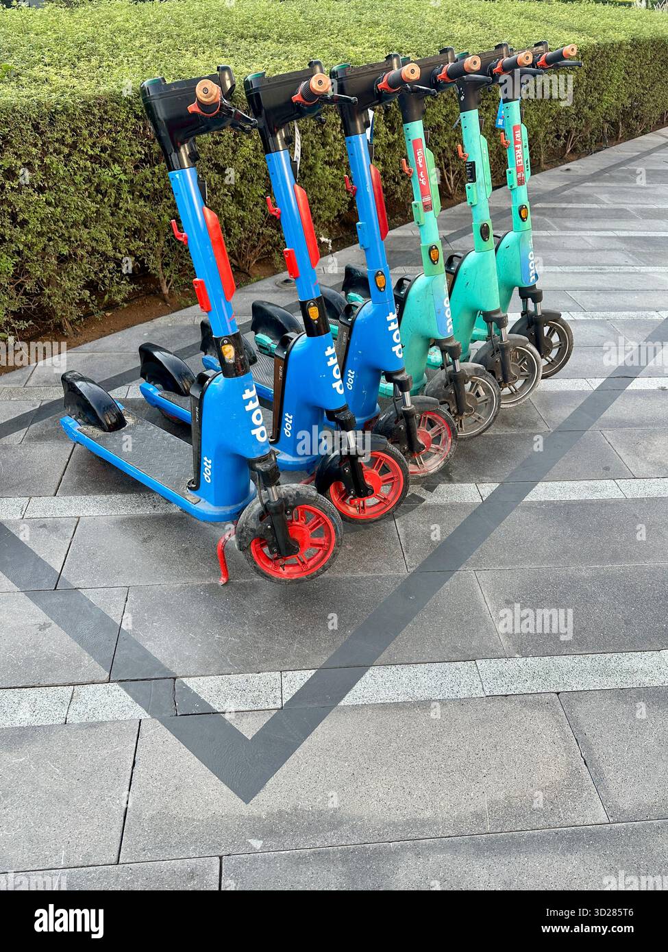 Neue DOT-Motorroller dubai Stockfoto