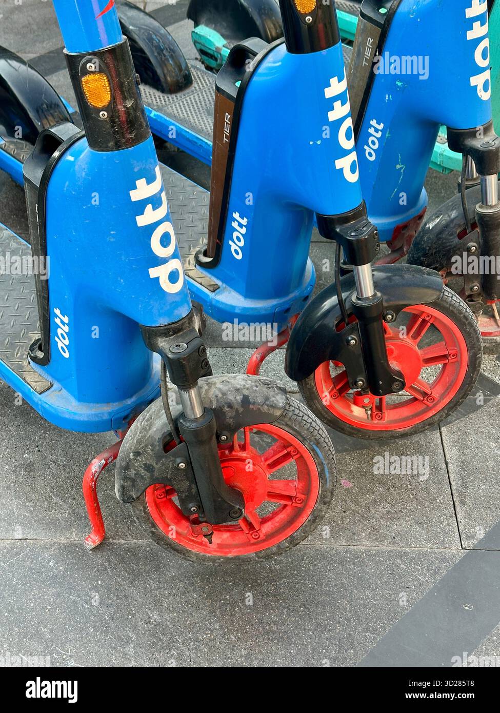Neue DOT-Motorroller dubai Stockfoto