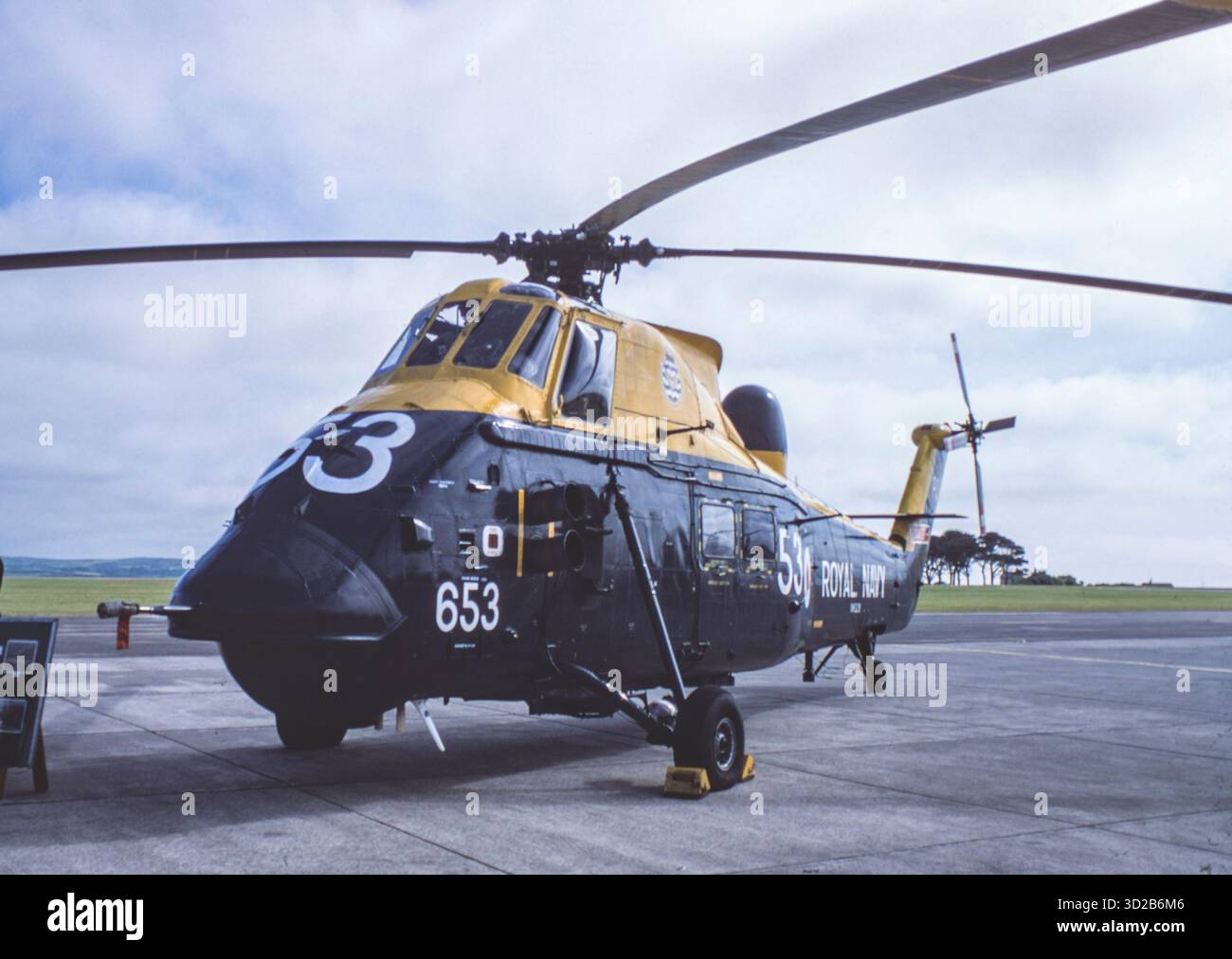 Vintage Westland Wessex H A S 3 Royal Navy Anti-U-Boot-Hubschrauber „The Camel“ bei RNAS Culdrose im Jahr 1980. Stockfoto