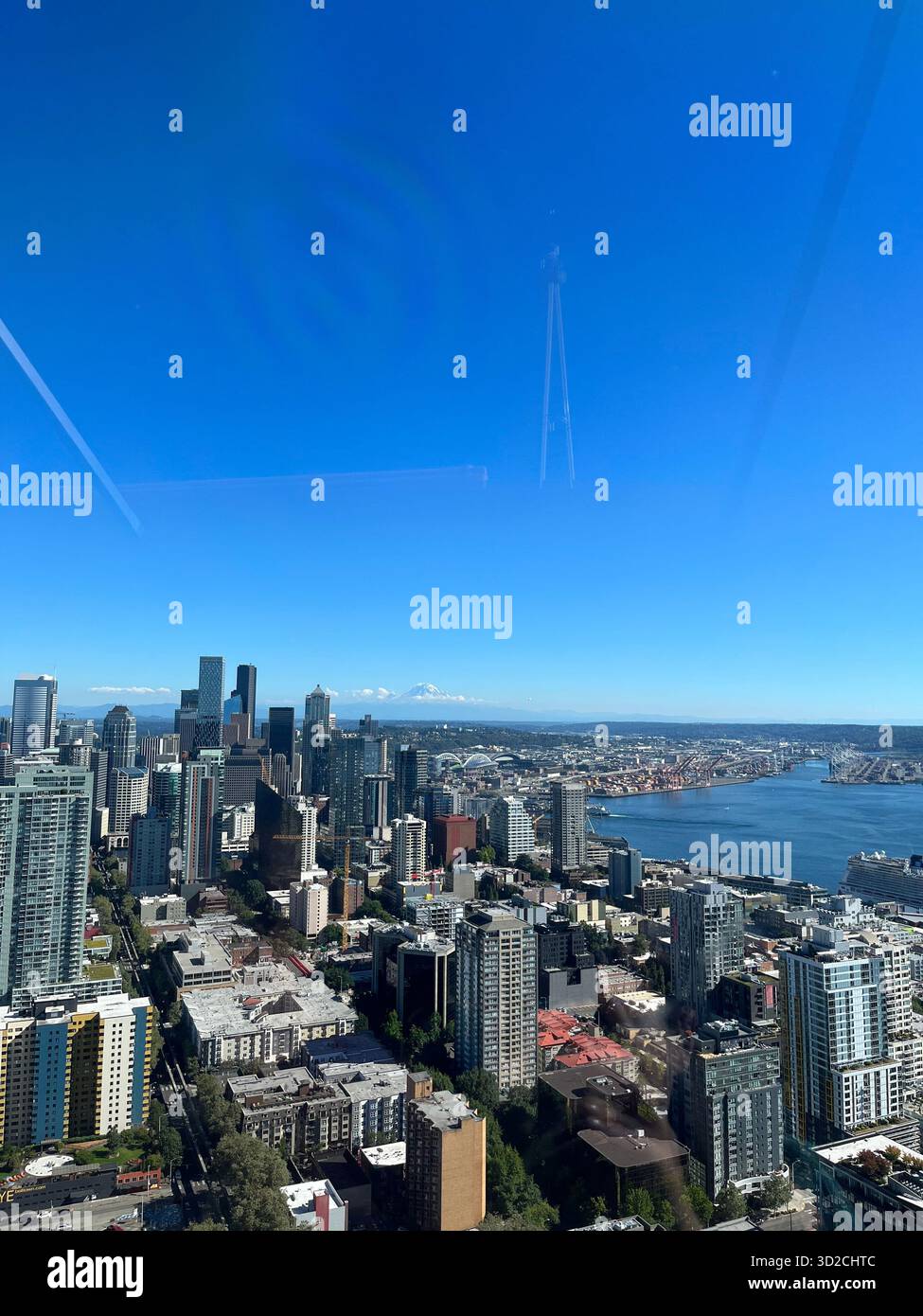 Blick von der Space Needle Aussichtsplattform. - Smartphone-aufgenommenes Stockfoto