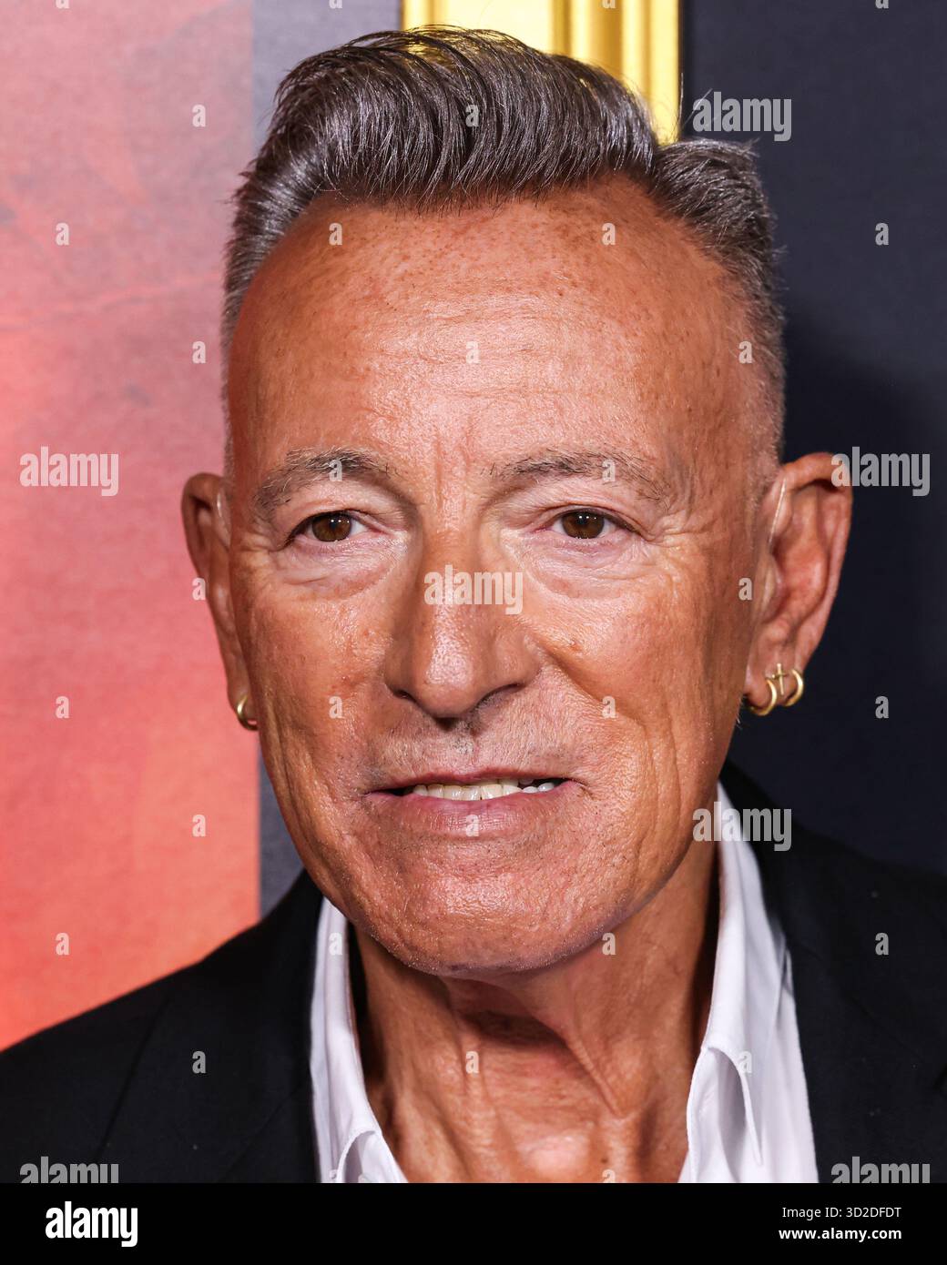 HOLLYWOOD, LOS ANGELES, KALIFORNIEN, USA - 22. OKTOBER: Der US-amerikanische Sänger, Songwriter und Gitarrist Bruce Springsteen kommt am 2025 AFI (American Film Institute) fest, das von Canva präsentiert wird - Eröffnungsabend Gala Premiere von Springsteen: Deliver Me from Nowhere der 20th Century Studios, das am 22. Oktober 2025 im TCL Chinese Theatre IMAX in Hollywood, Los Angeles, Kalifornien, USA stattfindet. (Foto: Xavier Collin/Image Press Agency) Stockfoto