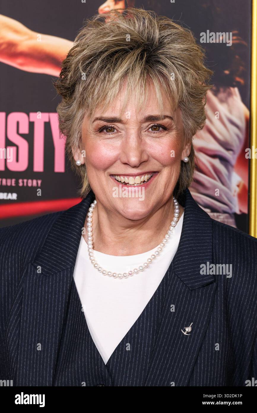 HOLLYWOOD, LOS ANGELES, KALIFORNIEN, USA - 25. OKTOBER: Die ehemalige US-amerikanische Boxerin, Boxanalytikerin und Motivationssprecherin Christy Martin kommt beim AFI (American Film Institute) fest 2025, das von Canva präsentiert wird – Premiere von Black Bears „Christy“, das am 25. Oktober 2025 im TCL Chinese Theatre IMAX in Hollywood, Los Angeles, Kalifornien, USA stattfand. (Foto: Xavier Collin/Image Press Agency) Stockfoto