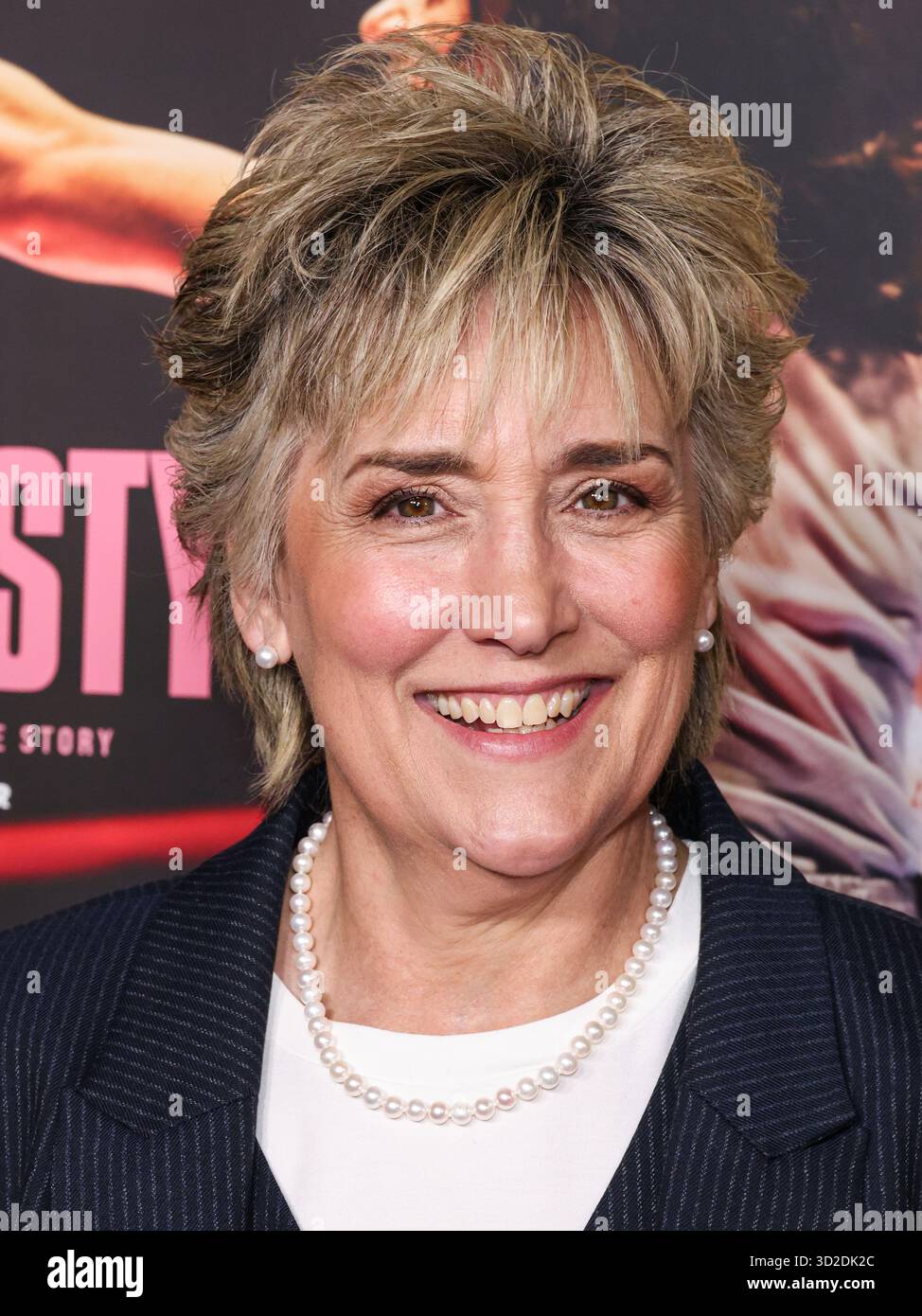 HOLLYWOOD, LOS ANGELES, KALIFORNIEN, USA - 25. OKTOBER: Die ehemalige US-amerikanische Boxerin, Boxanalytikerin und Motivationssprecherin Christy Martin kommt beim AFI (American Film Institute) fest 2025, das von Canva präsentiert wird – Premiere von Black Bears „Christy“, das am 25. Oktober 2025 im TCL Chinese Theatre IMAX in Hollywood, Los Angeles, Kalifornien, USA stattfand. (Foto: Xavier Collin/Image Press Agency) Stockfoto