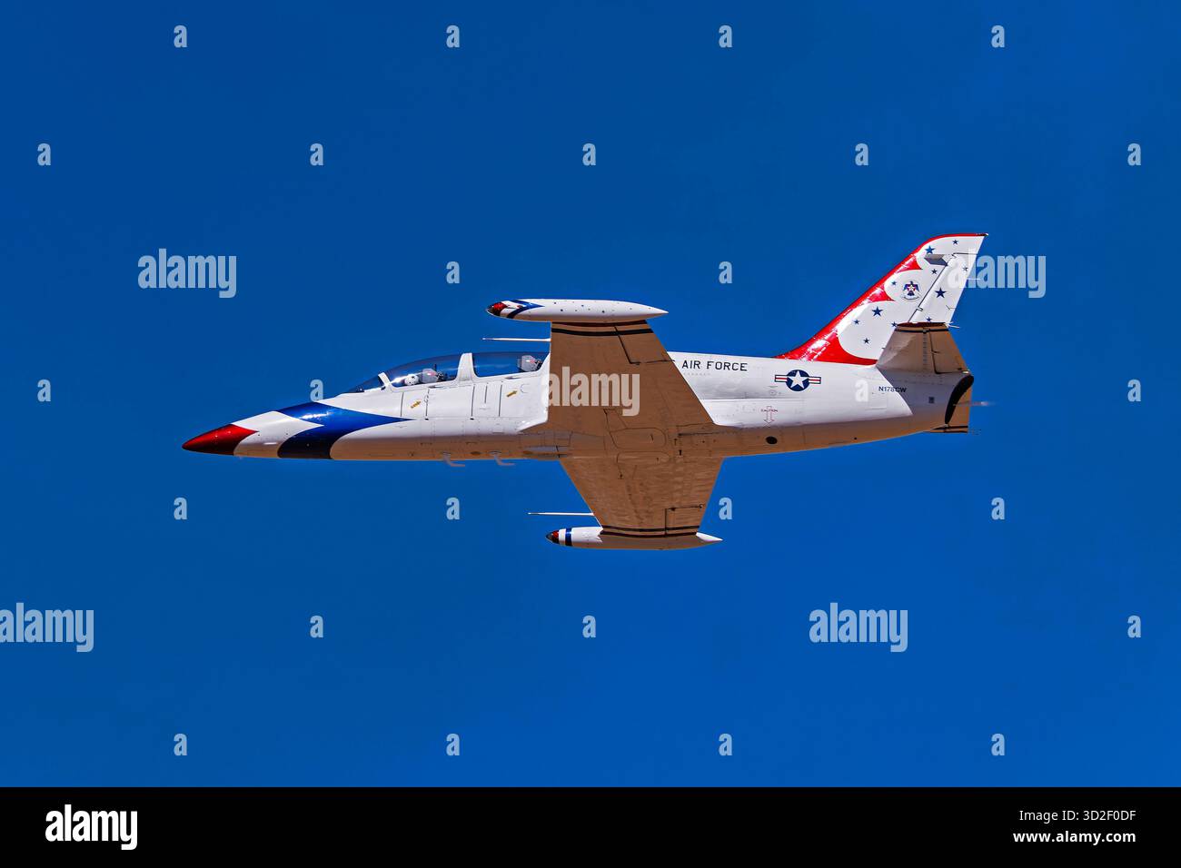 Sky Fiesta 2025 10-25-2025 Las Cruces NM USA Lone Star Jet Team L-39 Albatros, die an der Sport Sky Fiesta 2025 Airshow im Las Cruces Intl teilnehmen. Stockfoto