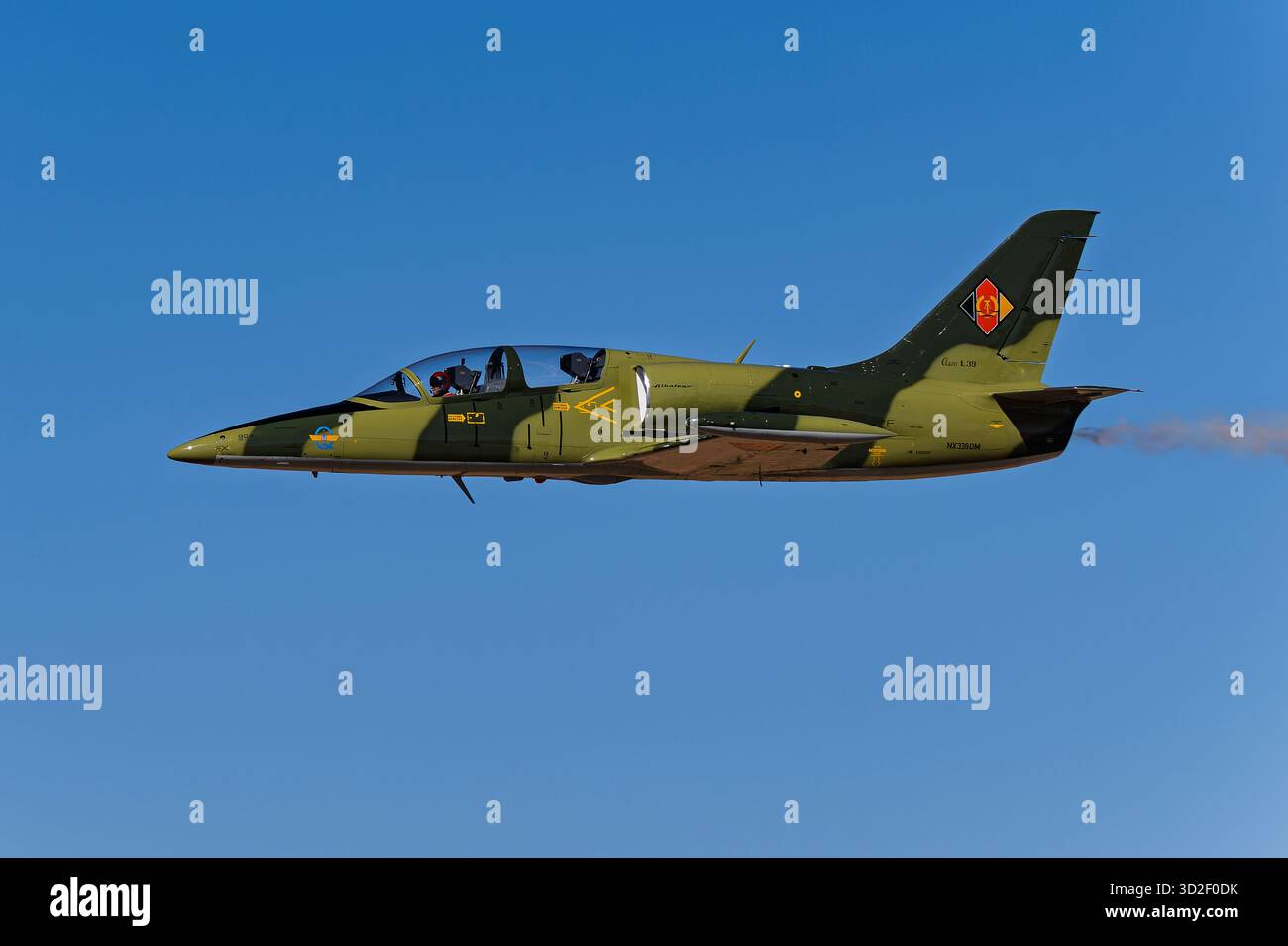 Sky Fiesta 2025 10-25-2025 Las Cruces NM USA Lone Star Jet Team L-39 Albatros, die an der Sport Sky Fiesta 2025 Airshow im Las Cruces Intl teilnehmen. Stockfoto