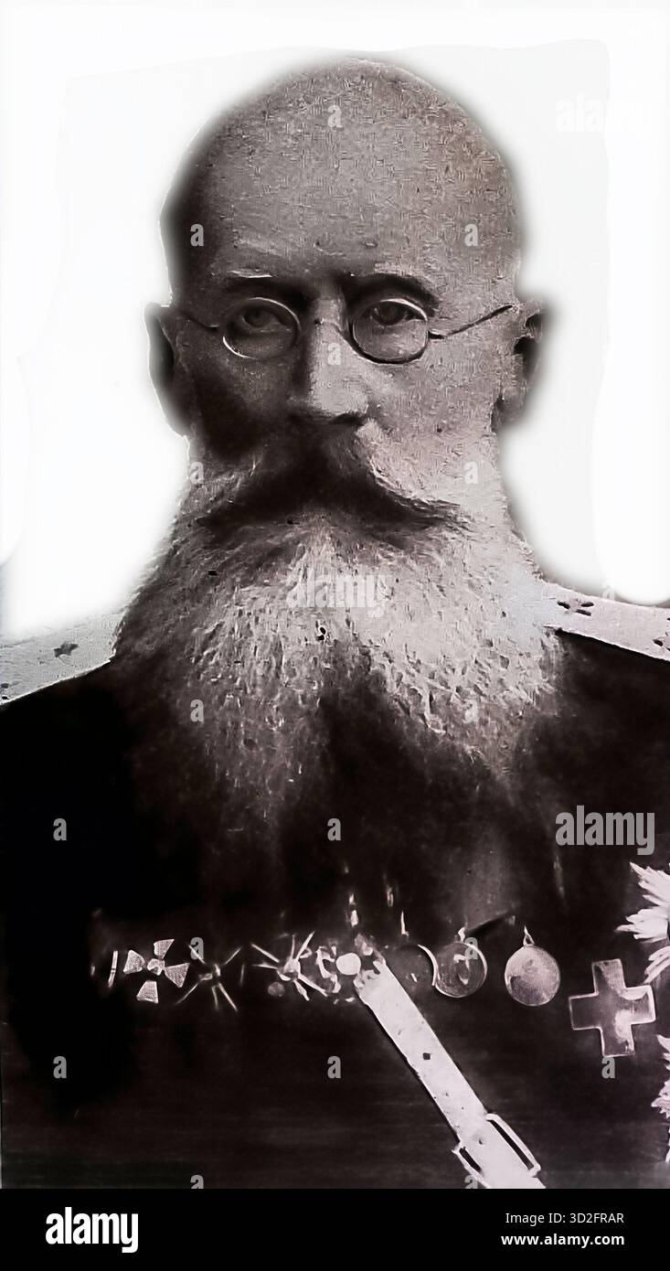 Porträt des russischen Generals Ivanoff aus Le Miroir, Oktober 1915. Seine Armeen erlangten bedeutende Erfolge südlich der Pripet-Sümpfe und nahmen Tausende österreichisch-deutscher Gefangener gefangen. Ivanoff war einer der führenden russischen Kommandeure an der Ostfront während des Ersten Weltkriegs, der für seine Führung in Feldzügen gegen Österreich-Ungarn und Deutschland in Erinnerung blieb. Veröffentlicht als Teil der Kriegszeit illustrierte Presseberichterstattung. Stockfoto