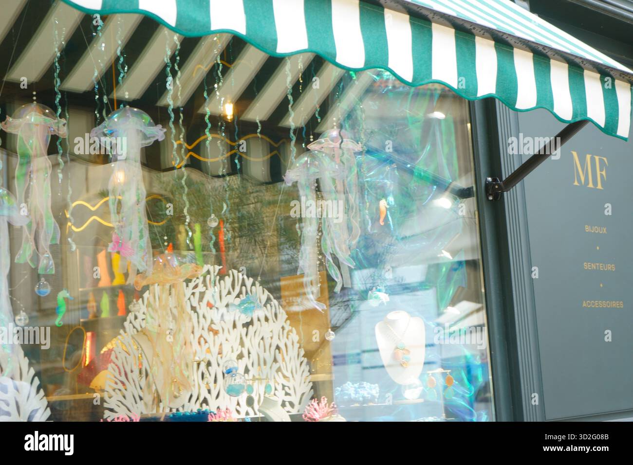 Aix-en-Provence, Frankreich - MF-Ladenfenster Stockfoto