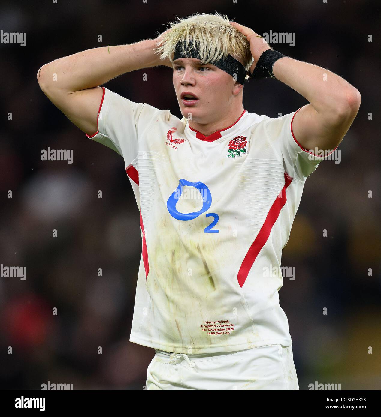 Twickenham, Großbritannien. November 2025. ENGLAND GEGEN AUSTRALIEN – QUILTER NATIONS SERIE – TWICKENHAM. Englands Henry Pollock. Bildnachweis: Mark Pain / Alamy Live News Stockfoto
