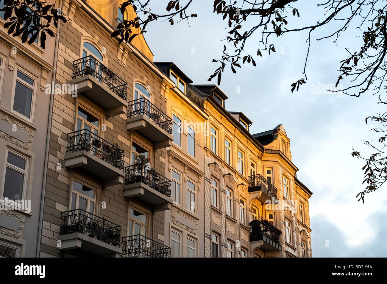 Wunderschönes historisches Apartmentgebäude in Hamburg nahe der berühmten Elbchaussee Stockfoto