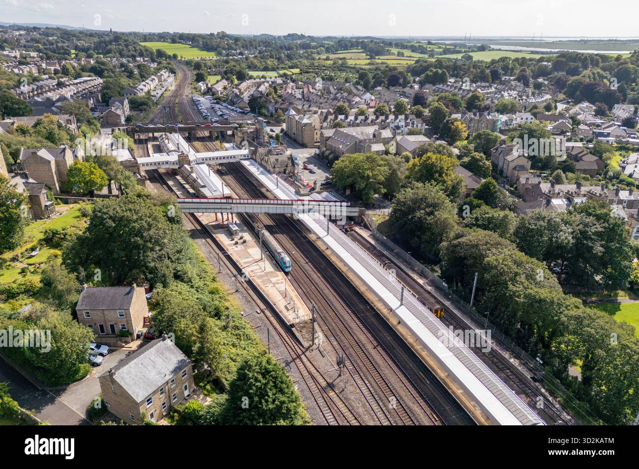 Luftaufnahme des Bahnhofs Lancaster, Lancaster, Lancashire, Großbritannien. Stockfoto