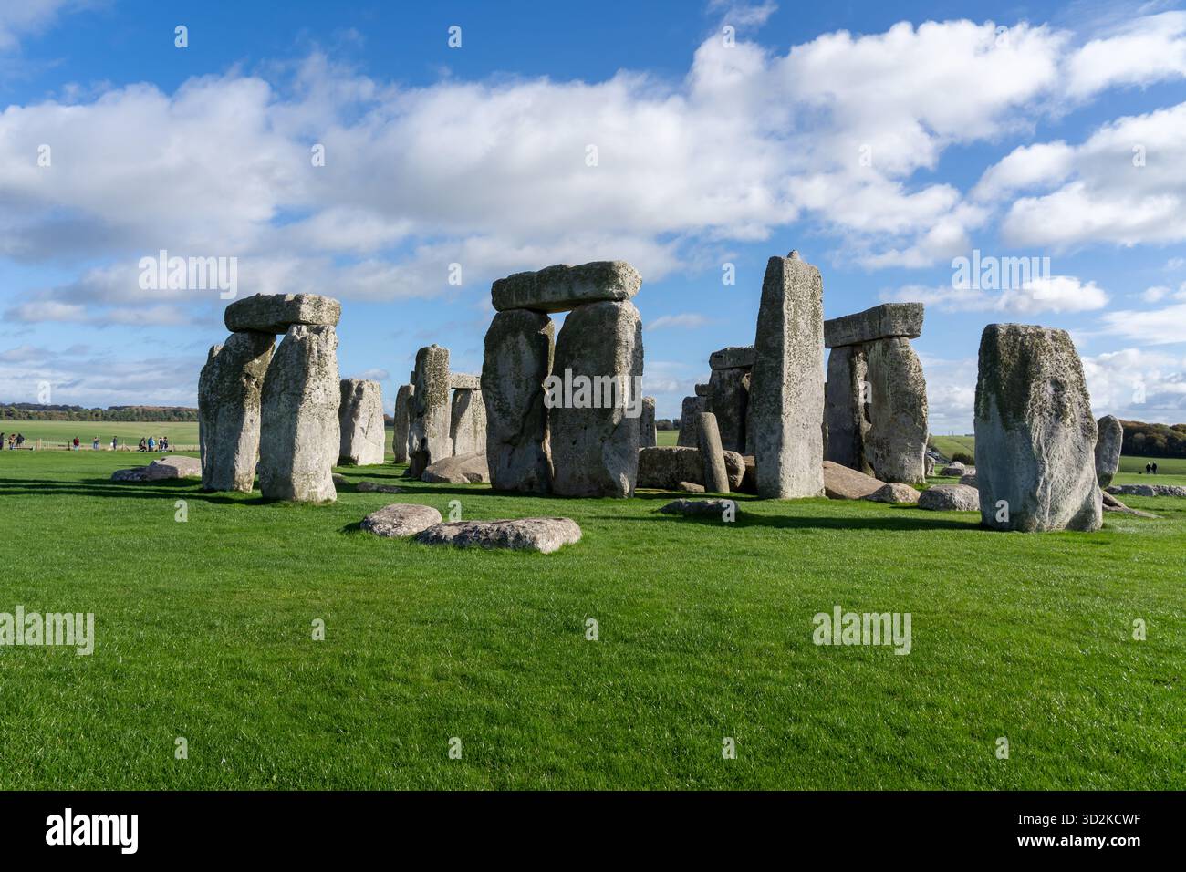Blick auf Stonehenge, das prähistorische Weltkulturerbe der Megalithen auf der Salisbury Plain, Großbritannien. Stockfoto