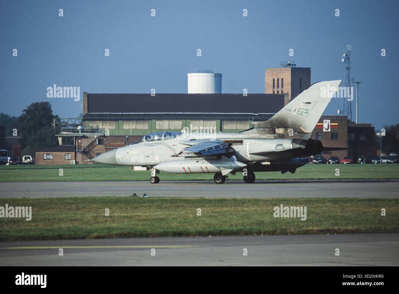 Vintage Panavia Tornado F-3 Mehrzweck-Kampfjet-Kampfflugzeug Schnelljet-Flugzeug. Zweimotoriges, variabel gefechtetes Kampfflugzeug. Stockfoto