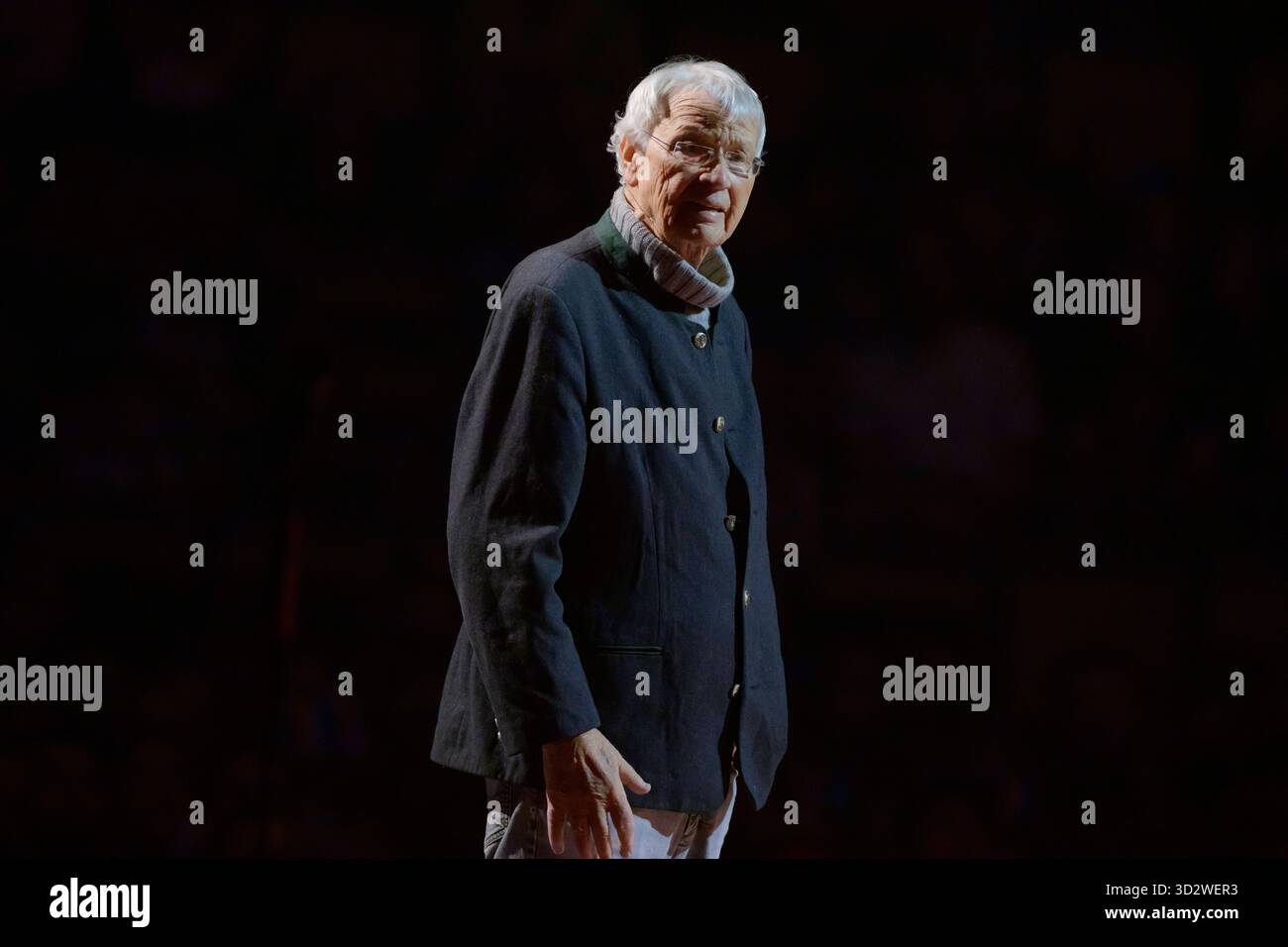 Gerhard Polt als Gast bei dicht & ergreifend - 10 Jahre - live in der Olympiahalle, München am 25.10.2025 *** Gerhard Polt als Gast bei dicht ergreifend 10 Jahre live in der Olympiahalle, München am 25 10 2025 Stockfoto