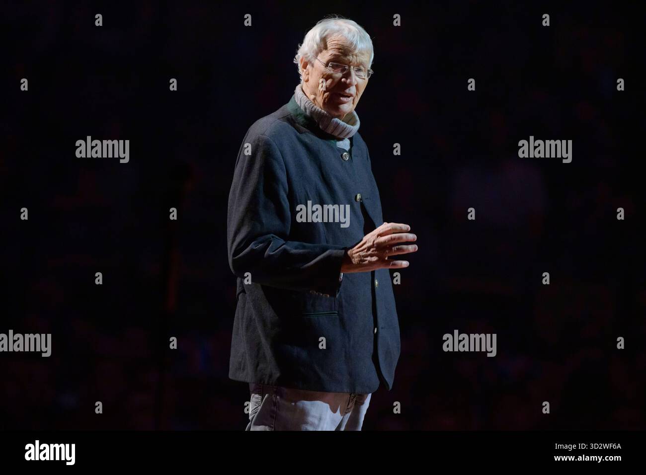 Gerhard Polt als Gast bei dicht & ergreifend - 10 Jahre - live in der Olympiahalle, München am 25.10.2025 *** Gerhard Polt als Gast bei dicht ergreifend 10 Jahre live in der Olympiahalle, München am 25 10 2025 Stockfoto