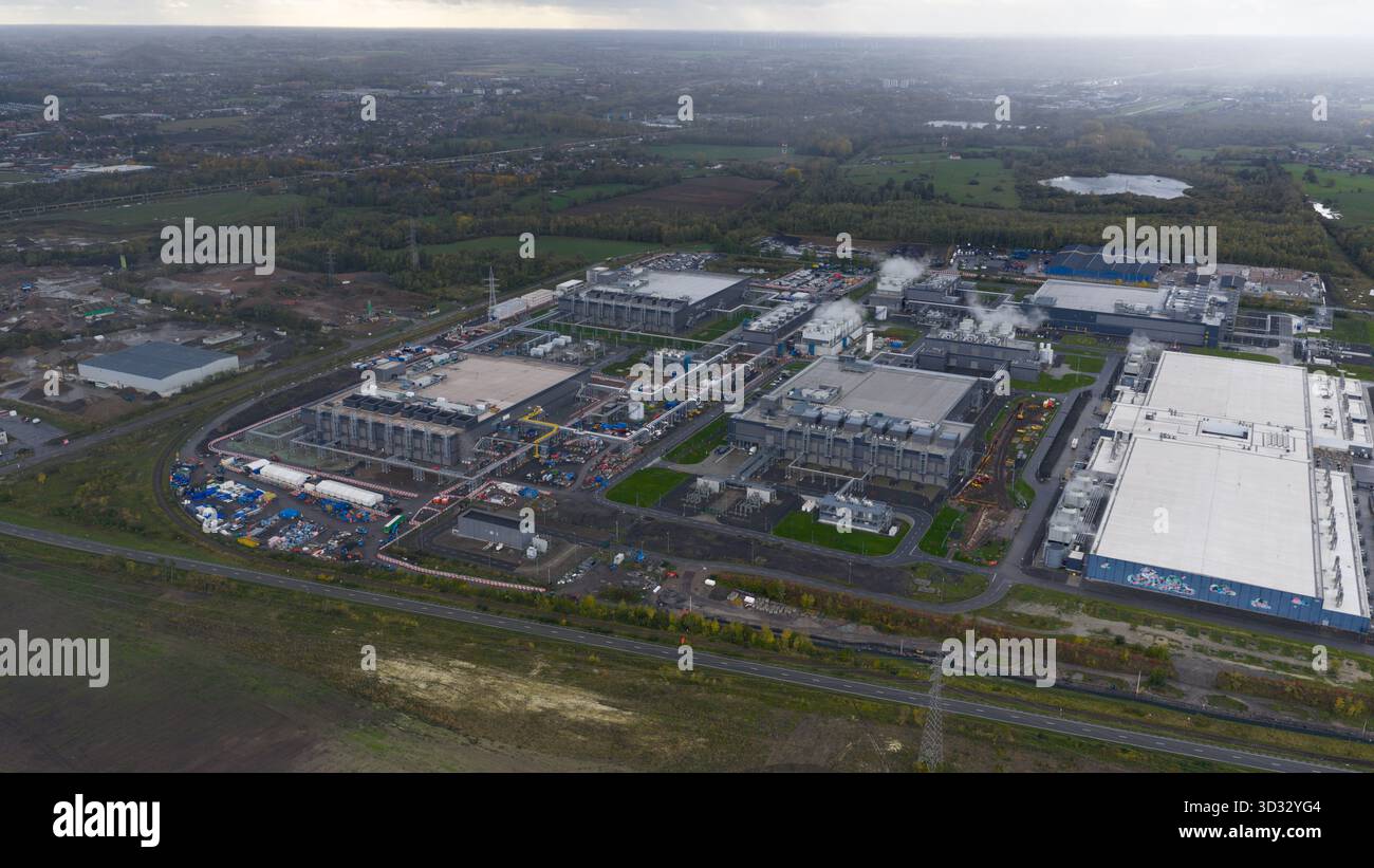 St. Ghislain, Provinz Hennegau, Belgien, 25. Oktober, 2025: Google Data Center, KI und künstliche Intelligenz. Großer Hyperscaler. Stockfoto
