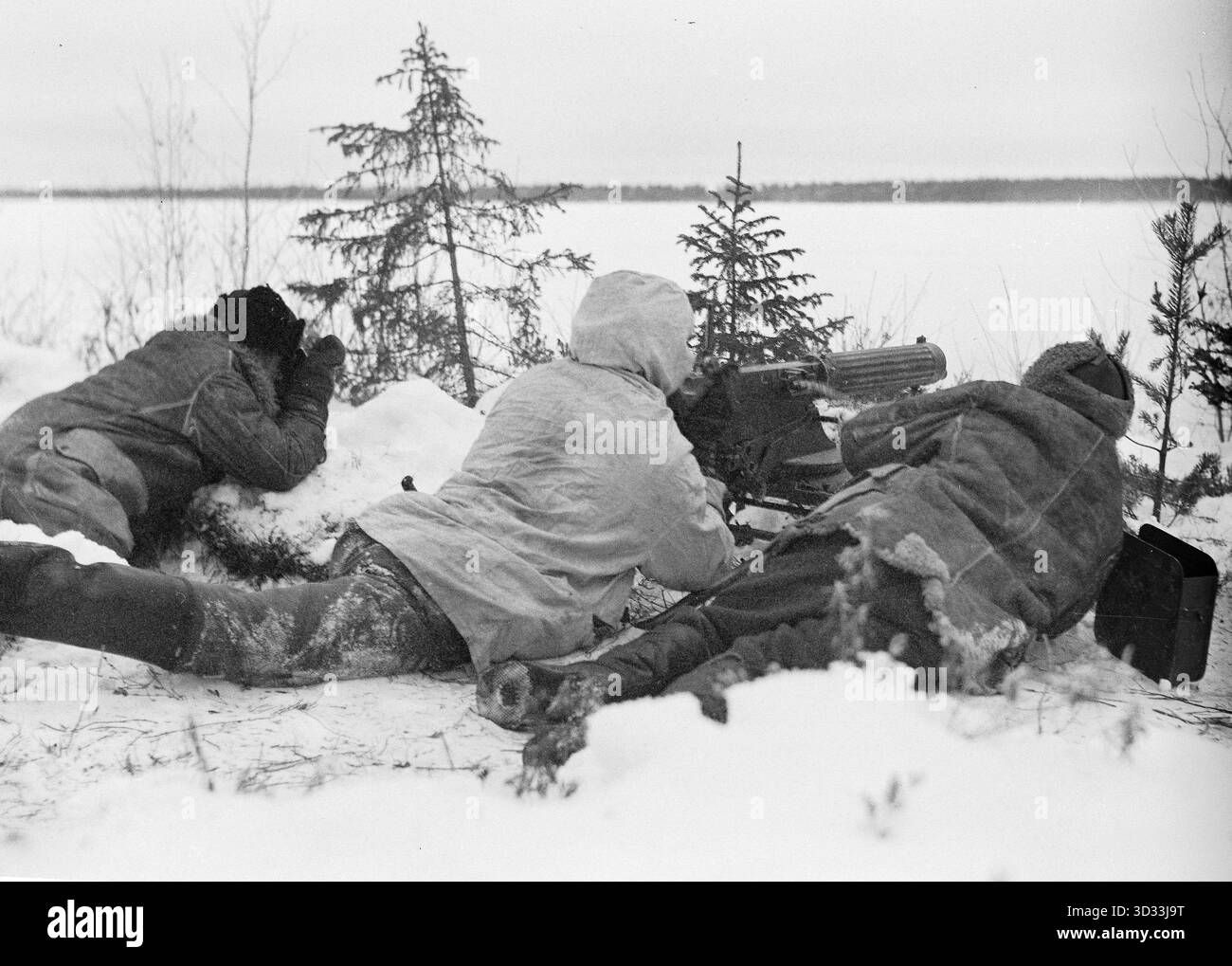 KESTENGA, RUSSLAND - 11. November 1941 - finnische Soldaten Mann eine Vickers-Maschinengewehrabstellung östlich von Kestenga, Russland, während der Nazi-Invasion in die Sowjetunion - Operation Barbarossa - Foto: Geopix/SA Kuva/H Sundstrom Stockfoto