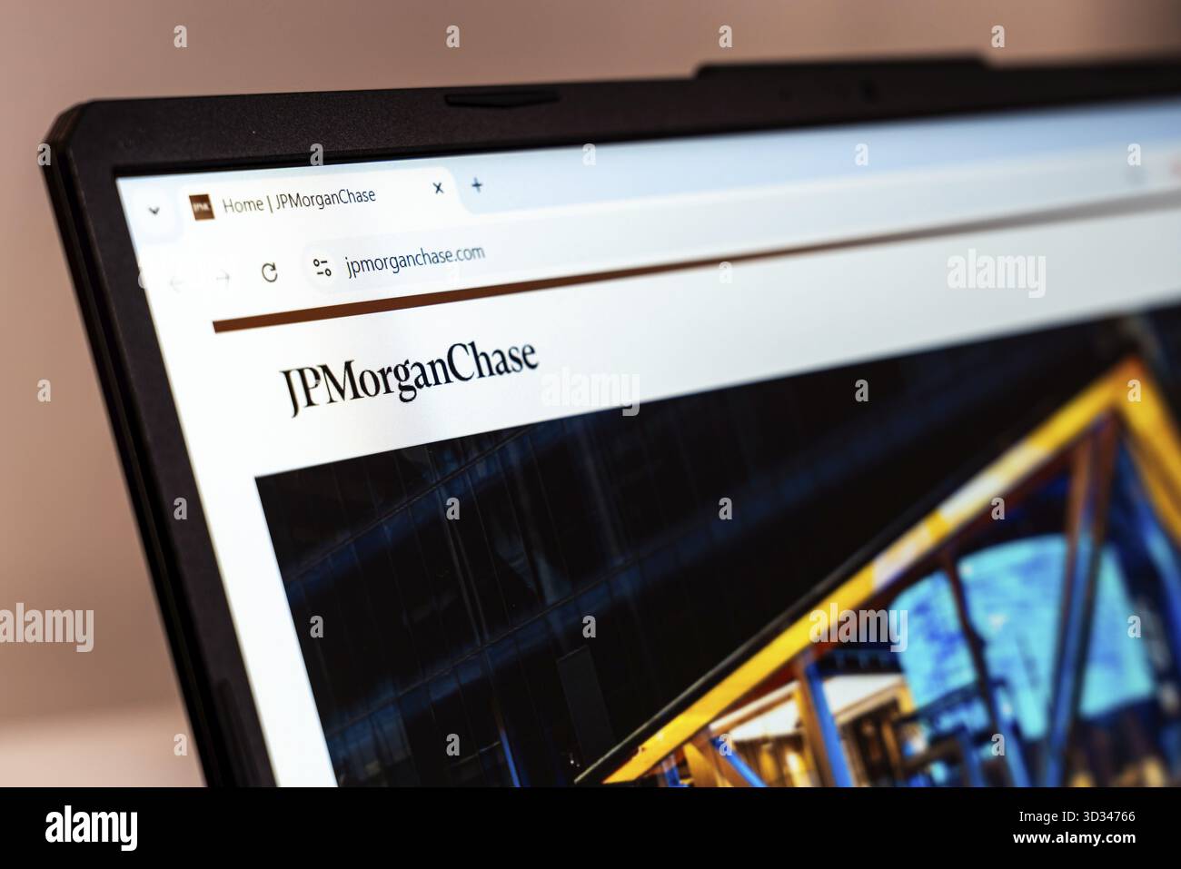 New York, USA – 20. Januar 2025: JPMorgan Chase Website, die Bank- und Finanzdienstleistungen auf einem Bildschirm anbietet Stockfoto