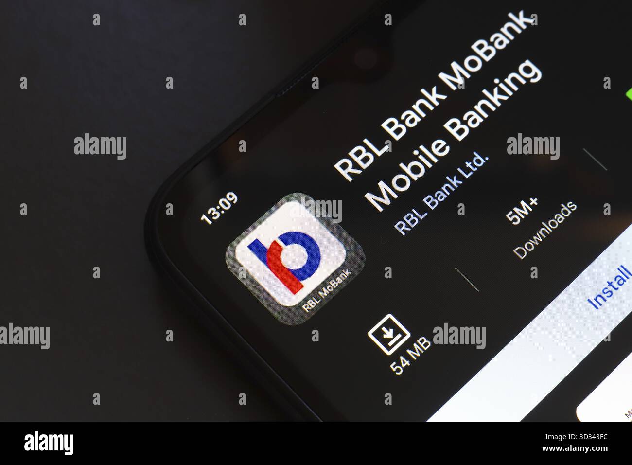 31. Oktober 2024, Brasilien. In dieser Abbildung wird das Logo der RBL Bank App auf einem Smartphone-Bildschirm angezeigt Stockfoto