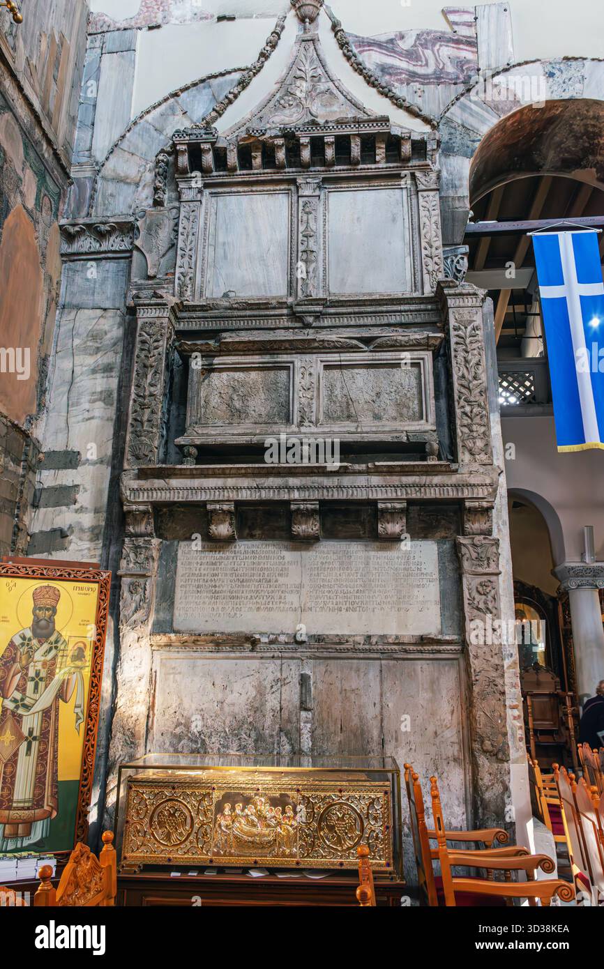 Das Innere der Kirche St. Demetrius in Thessaloniki, Griechenland. Stockfoto