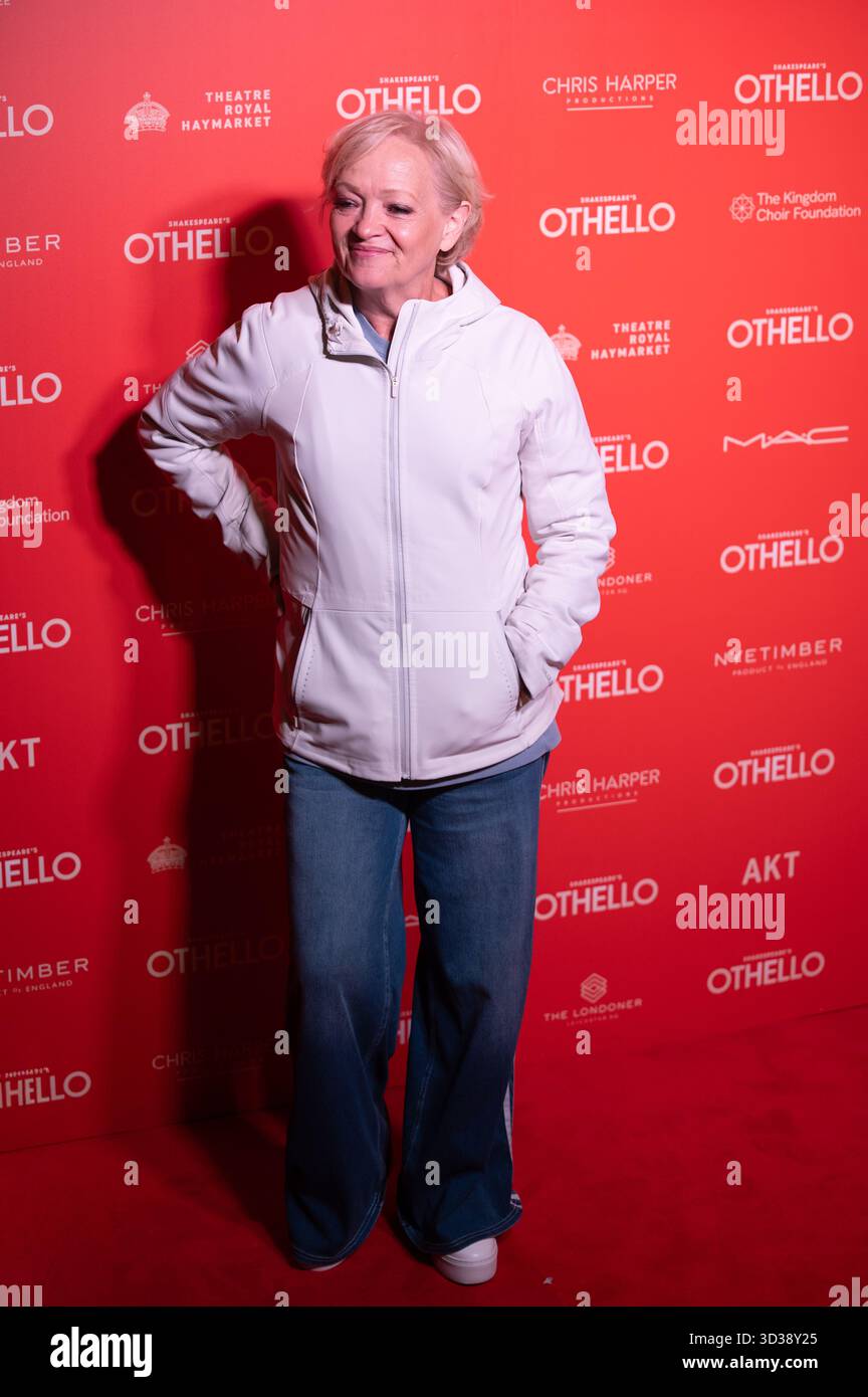 London, Vereinigtes Königreich. November 2025. Maria Friedman kommt bei der Londoner Eröffnung von Shakespeares Othello im Theatre Royal Haymarket an. Cristina Massei/Empics/Alamy Live News Stockfoto