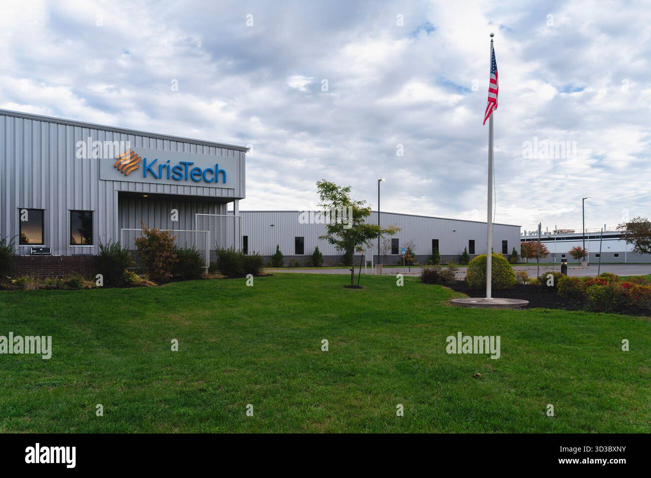 Rom, NY - 12. Oktober 2025: KrisTech Wire Co. (Gebrandete Kris‑Tech) ist ein US-amerikanischer Hersteller von Kupferdraht und verwandten Produkten Stockfoto