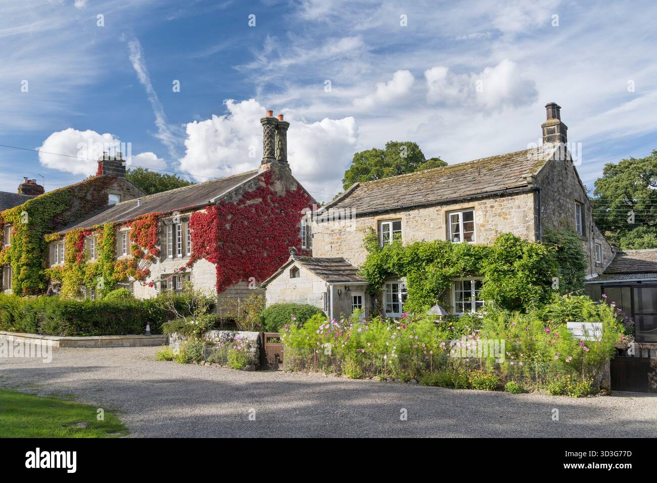Dales Cottages im abgelegenen Dorf Ramsgill im oberen Nidderdale, North Yorkshire, England Stockfoto