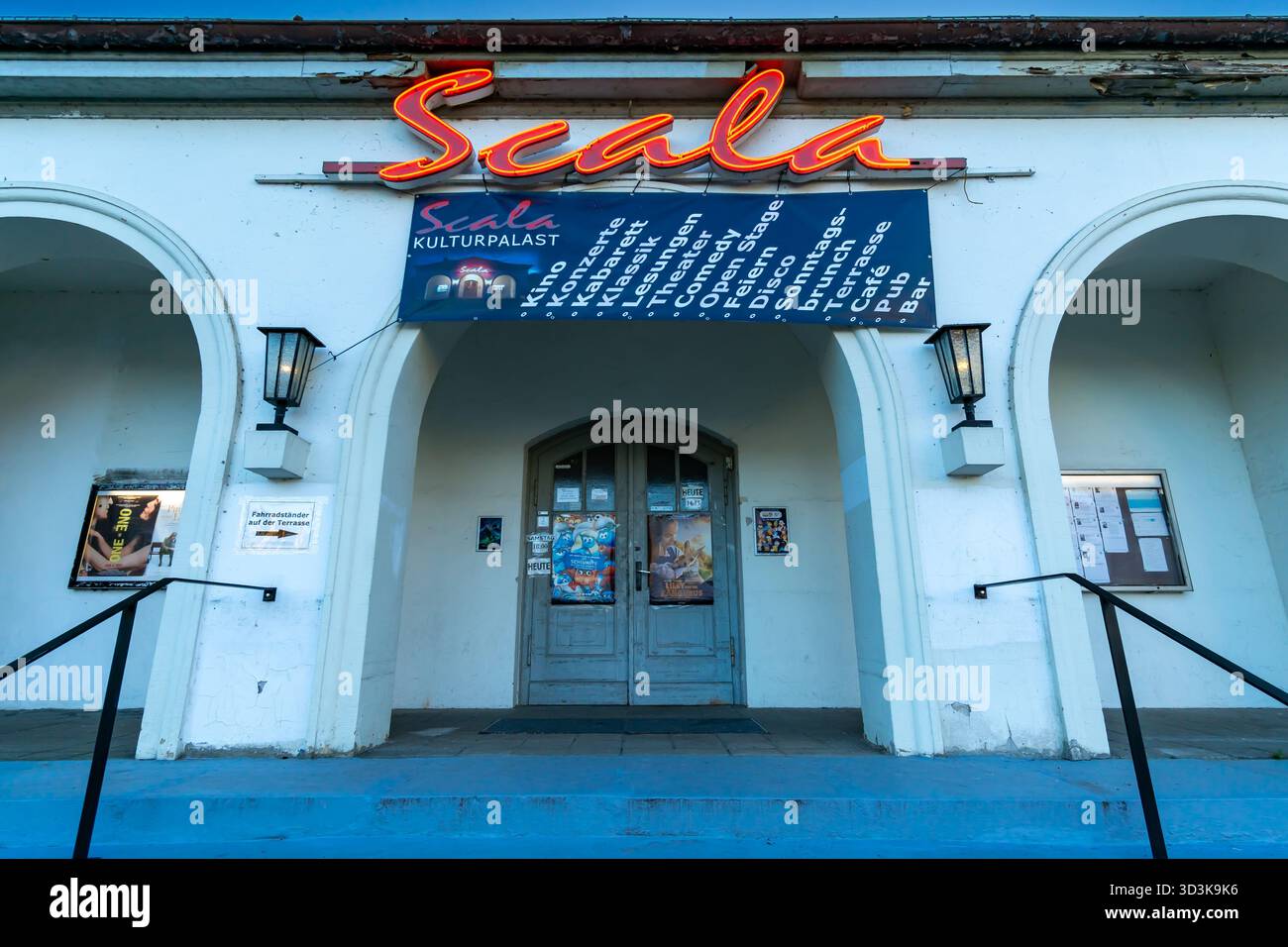 Scala Kulturpalast, ein historisches Kino- und Kulturzentrum in Werder an der Havel (Brandenburg, Deutschland). Stockfoto