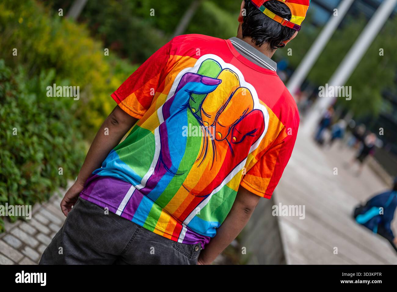 Birmingham, Großbritannien. 24. Mai 2025. Die jährliche Birmingham Pride Parade reiste vom Centenary Square durch das Stadtzentrum und endete im Gay Village Stockfoto