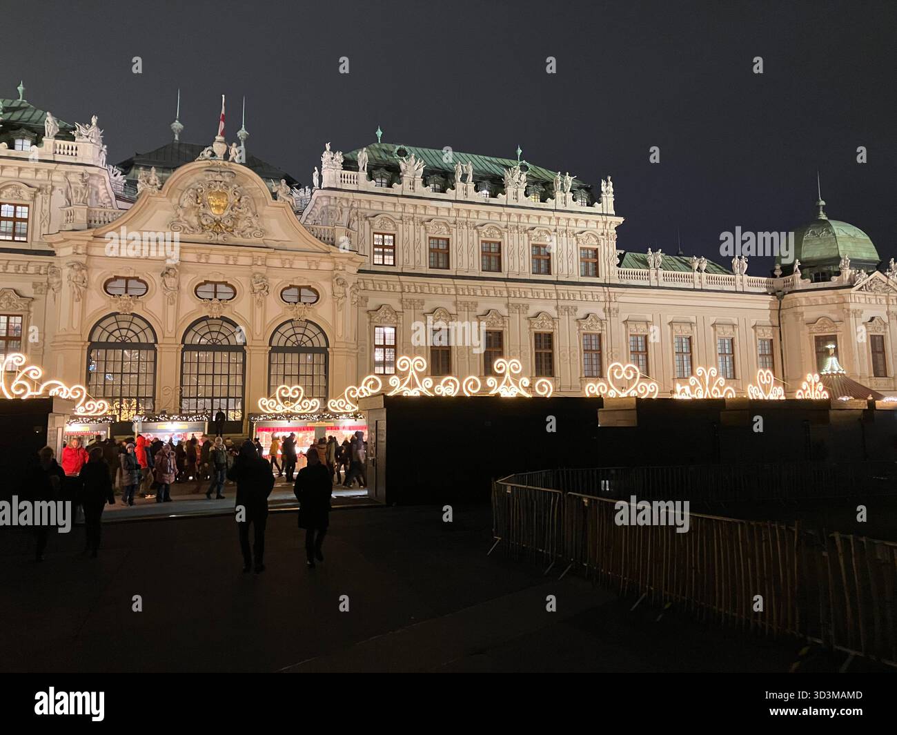 Weihnachtsmarkt auf dem Schloss Belvedere in Wien, Österreich Stockfoto